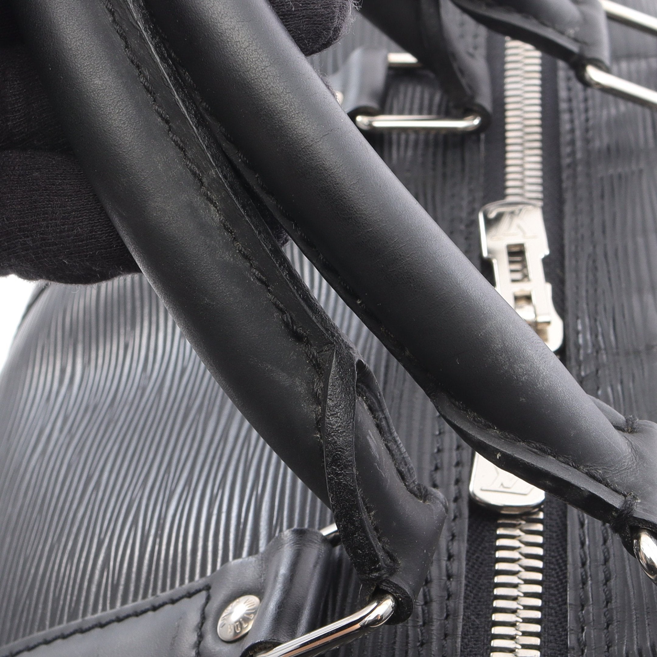 【美品】LOUIS VUITTON キーポル55 エピ ブラック ノアール LOUIS VUITTON（ルイ・ヴィトン） キーポル 55 ハンドバッグ 旅行 出張