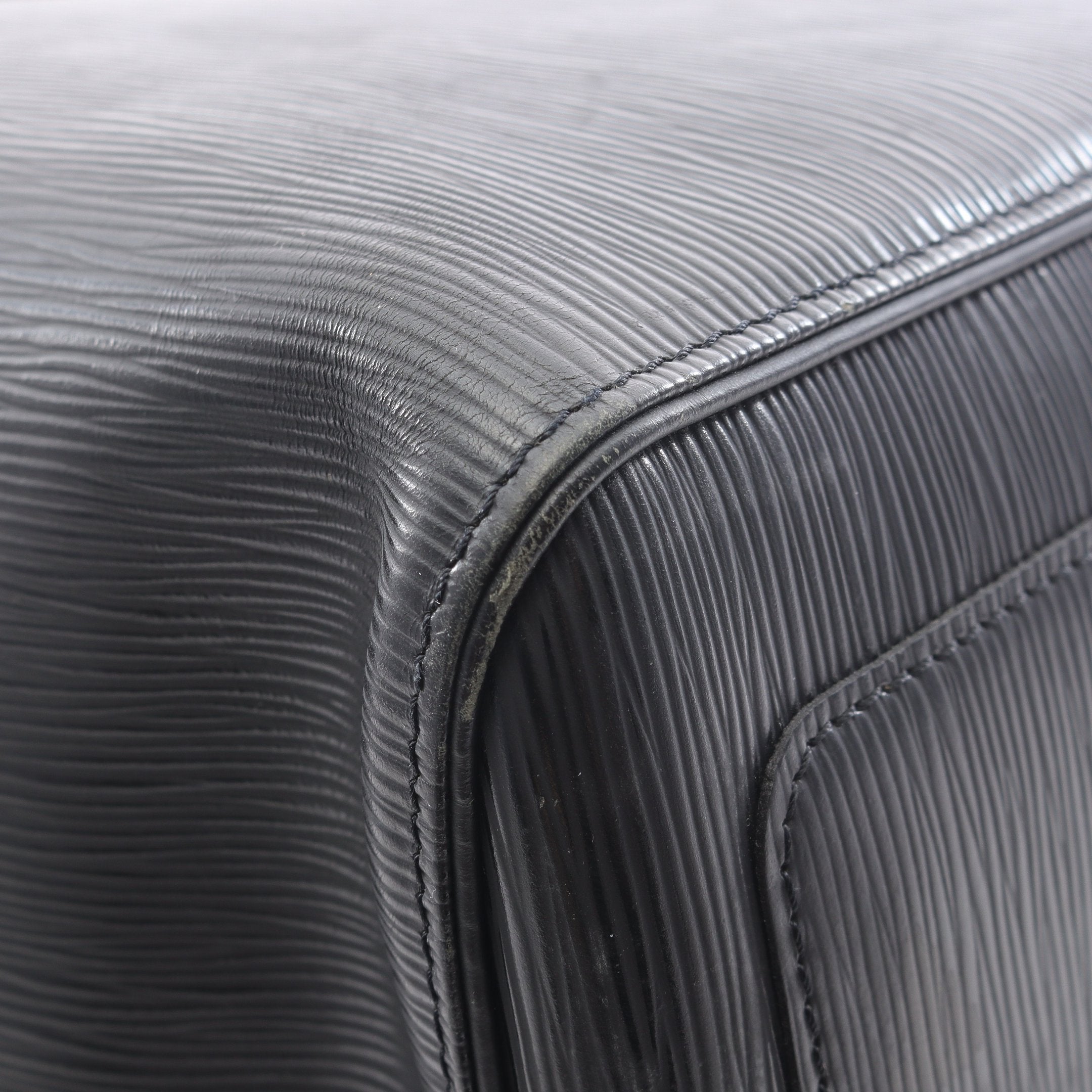 【美品】LOUIS VUITTON キーポル55 エピ ブラック ノアール LOUIS VUITTON ルイヴィトン バッグ キーポル55 ボストンバッグ エピ