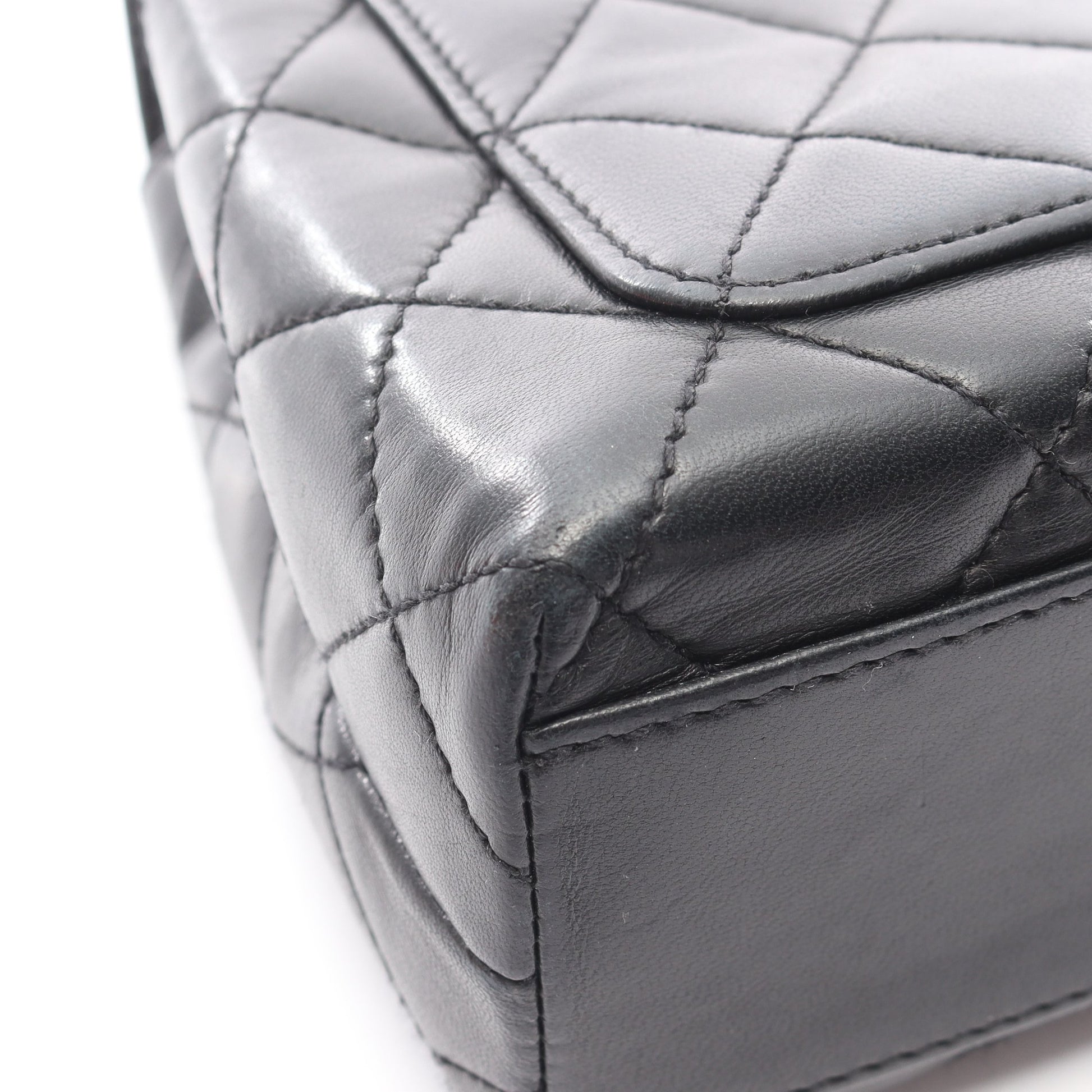 マトラッセ トップハンドル ハンドバッグ ラムスキン ブラック ゴールド金具 シャネル バッグ CHANEL