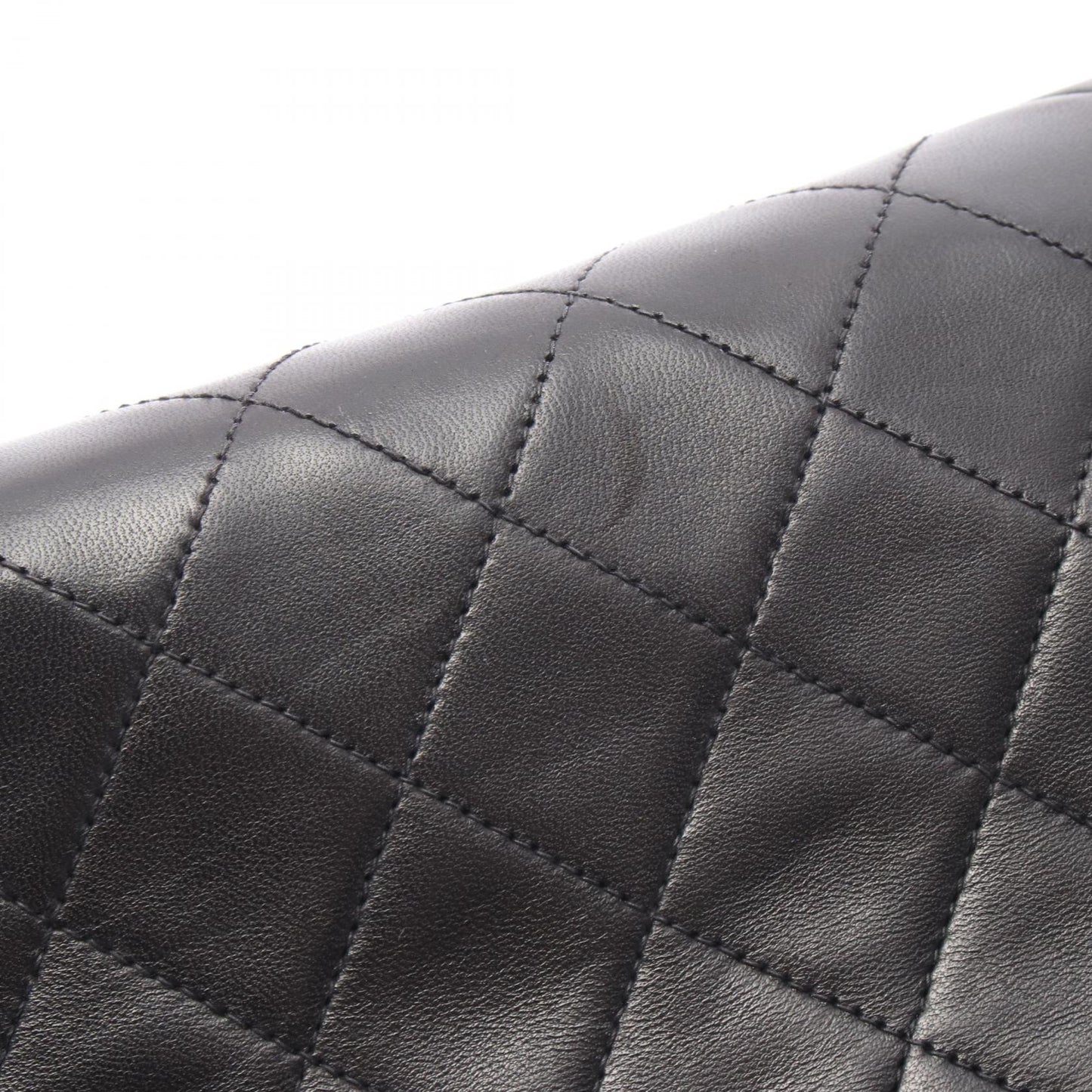 マトラッセ フルフラップ チェーンショルダーバッグ ラムスキン ブラック ゴールド金具 シャネル バッグ CHANEL