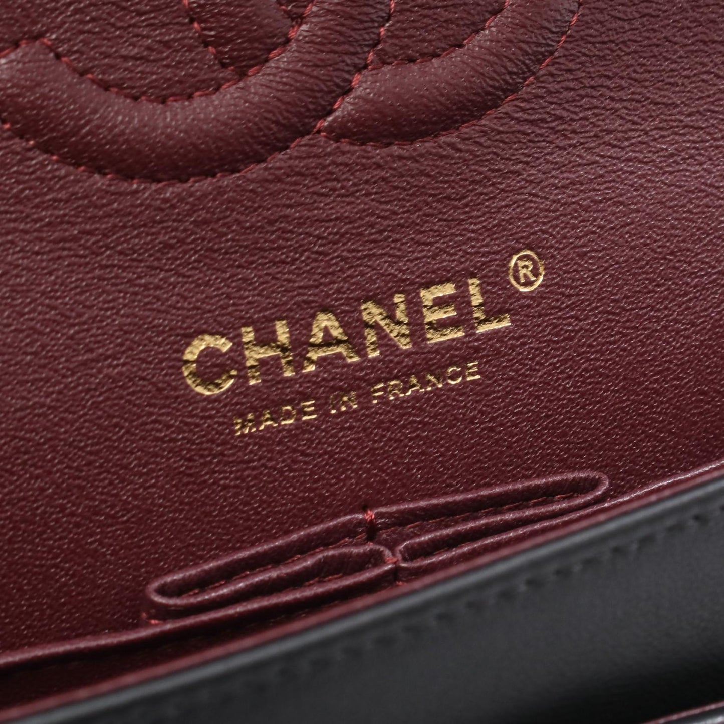 マトラッセ Wフラップ Wチェーンショルダーバッグ ラムスキン ブラック ゴールド金具 シャネル バッグ CHANEL