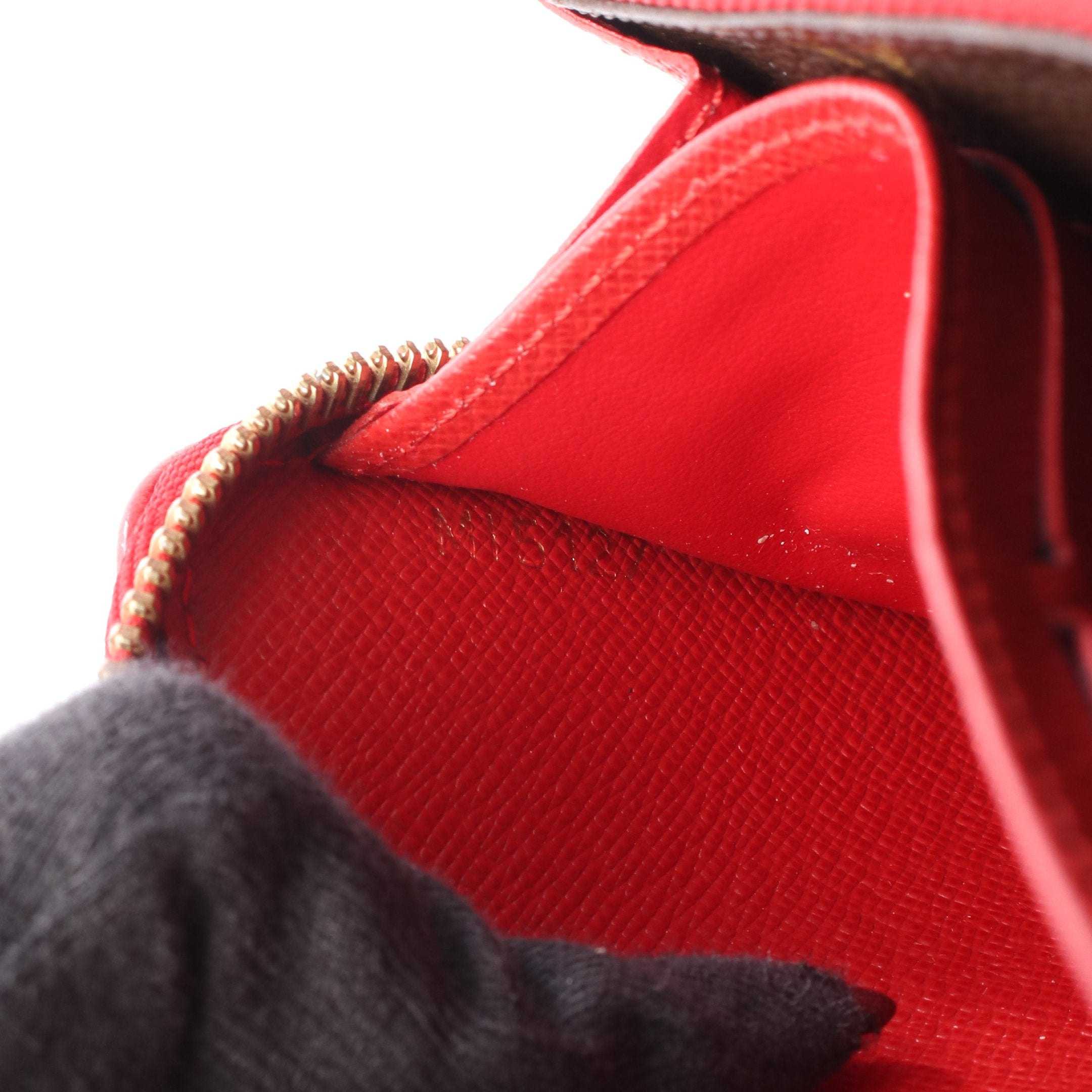 ジッピー ウォレット レティーロ モノグラム スリーズ ラウンド