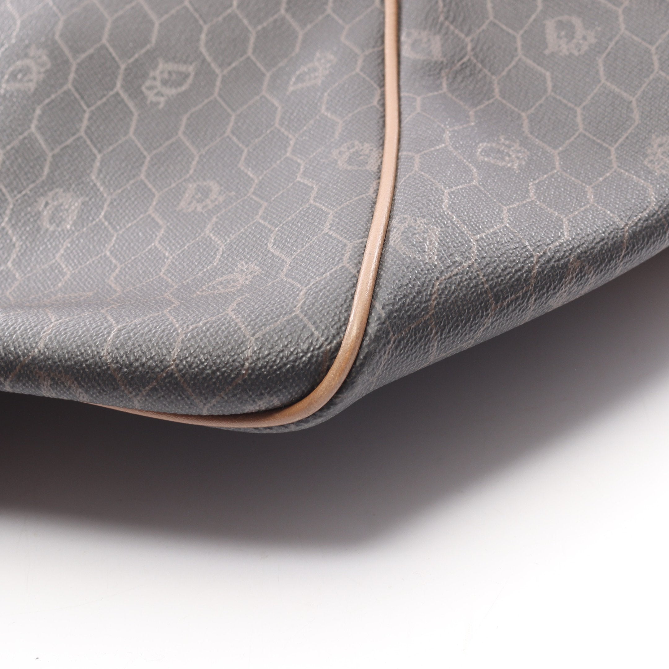 ハニカム ボストンバッグ PVC レザー ダークブラウン ブラウン