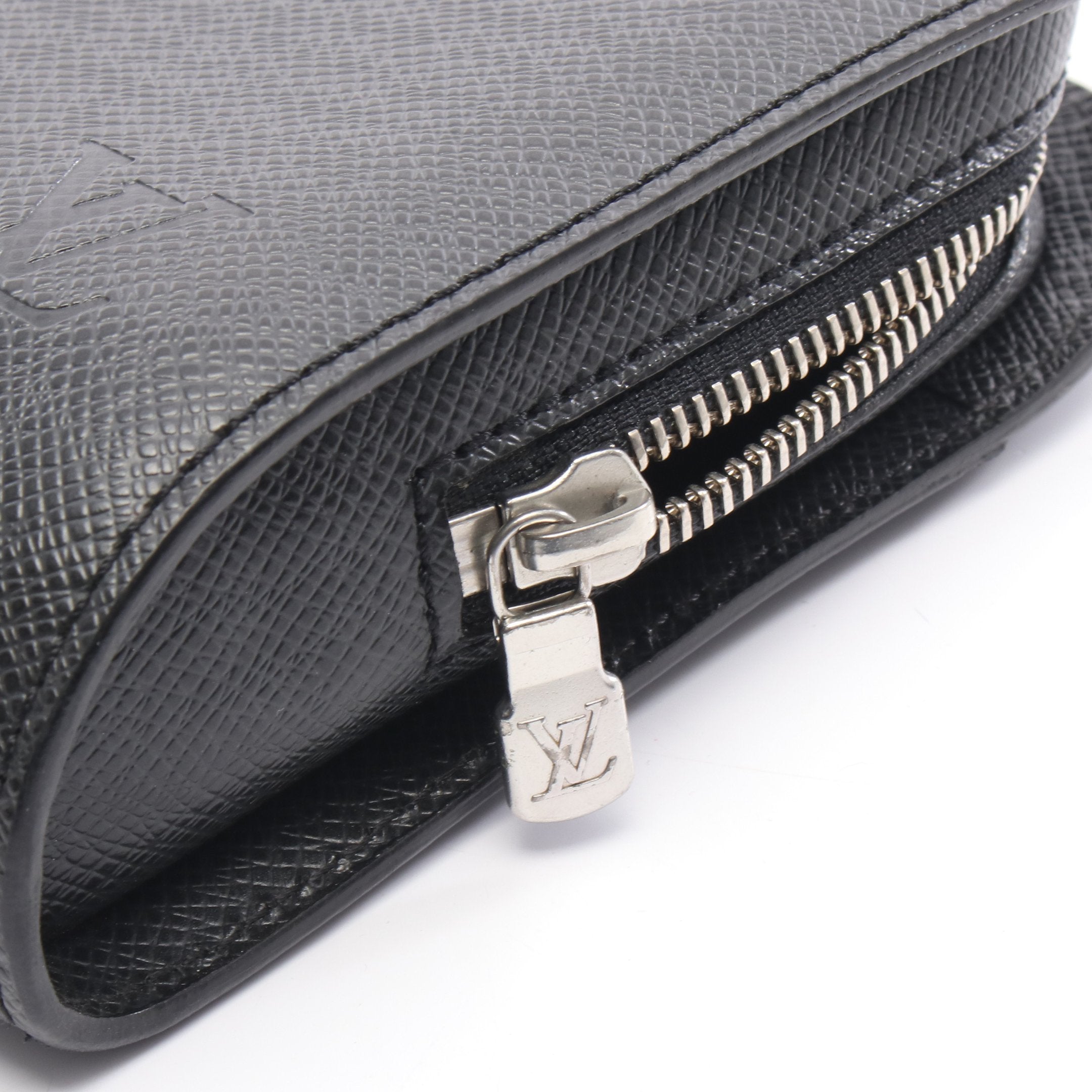 バイカル タイガ アルドワーズ クラッチバッグ セカンドバッグ レザー