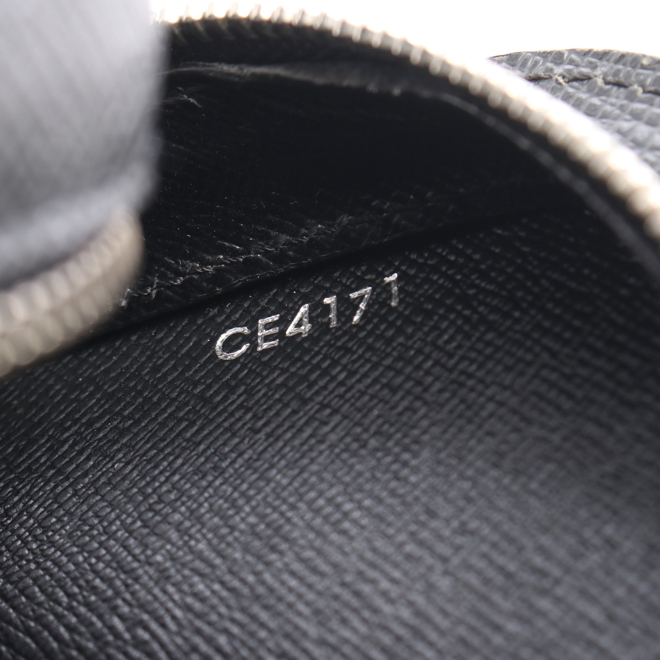 バイカル タイガ アルドワーズ クラッチバッグ セカンドバッグ レザー