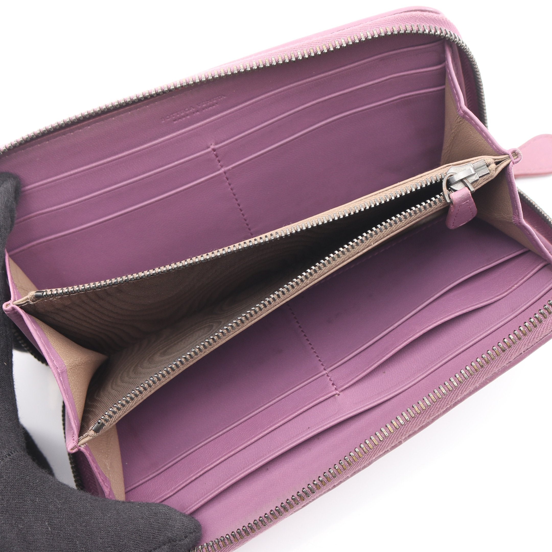 美品　ボッテガヴェネタ　イントレチャート　ラウンドファスナー　パープル　長財布 イントレチャート ラウンドファスナー長財布 レザー パープル ボッテガ