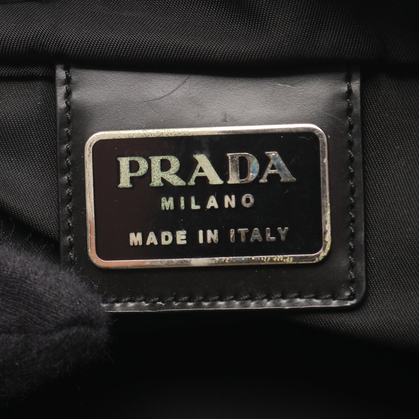 ショルダーバッグ ナイロン ブラック 三角プレート プラダ バッグ PRADA