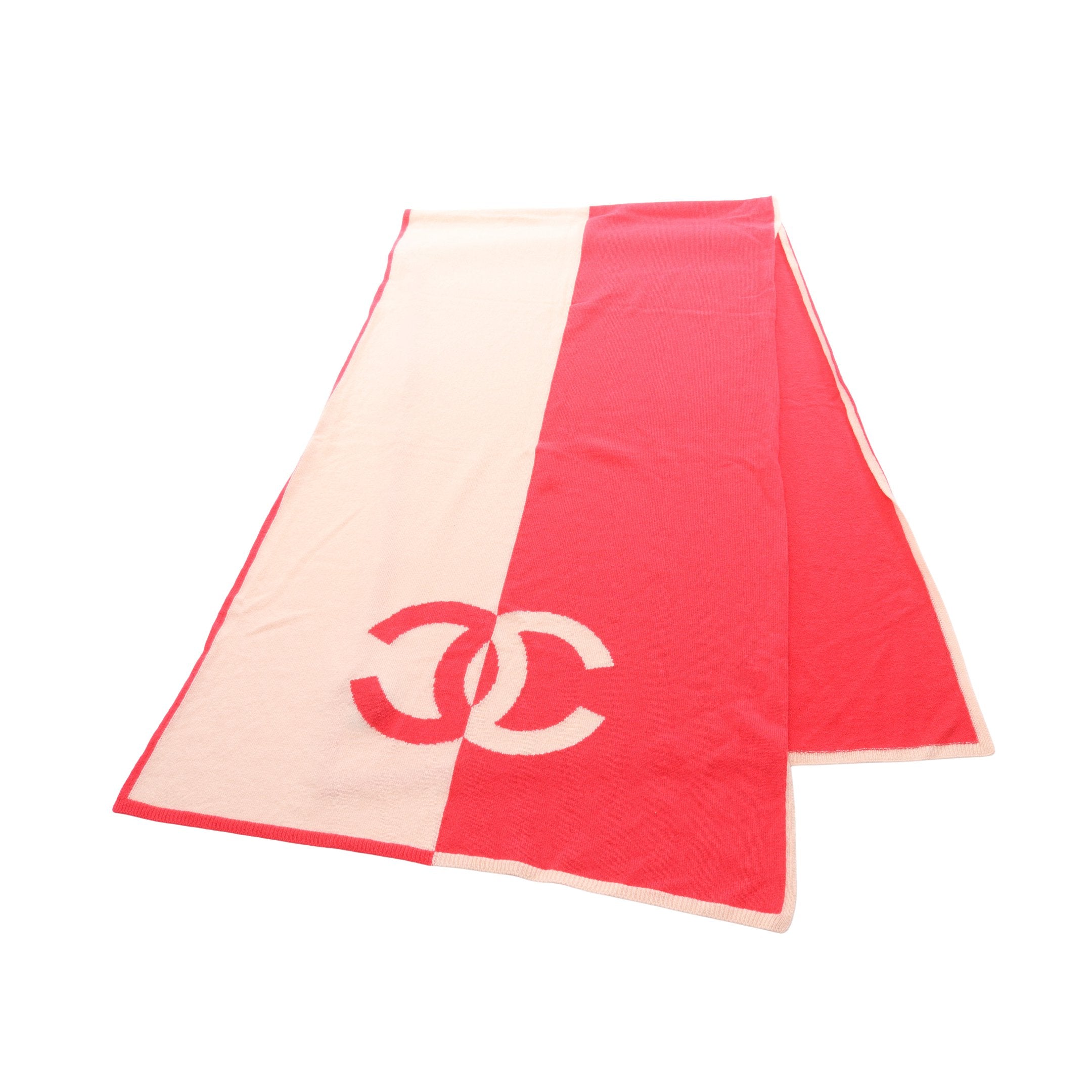 シャネル　マフラー　ココマーク　レッド　赤　カシミヤ　シルク　混合 シャネル マフラー ココマーク レッド 赤 カシミヤ シルク 混合