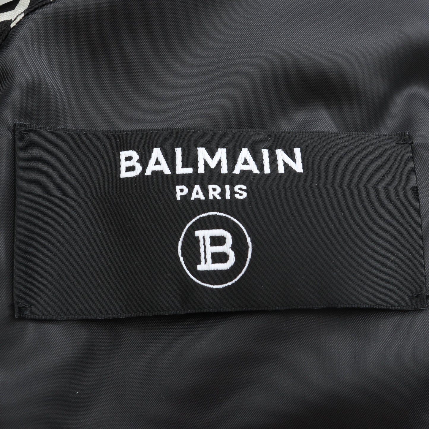 ダウンベスト 総柄 ナイロン ブラック オフホワイト バルマン アウター BALMAIN