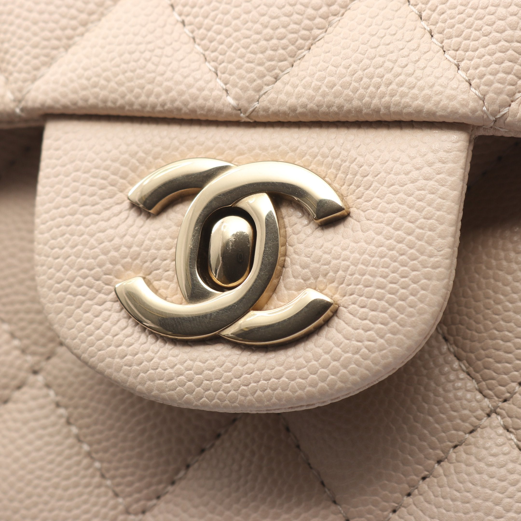 マトラッセ Wフラップ Wチェーンショルダーバッグ キャビアスキン