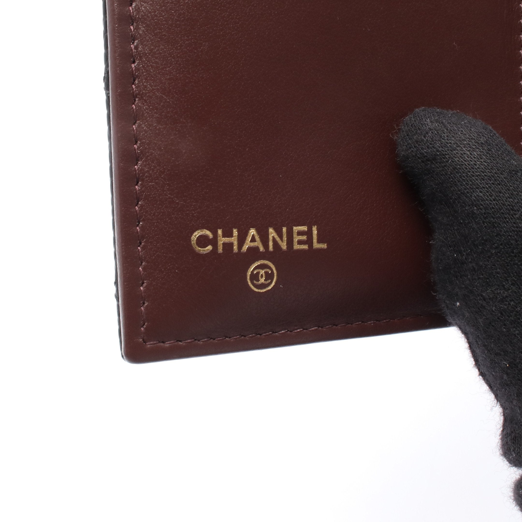 CHANEL シャネル キャビアスキン マトラッセ 三つ折り財布 ゴールド金具 マトラッセ 三つ折り財布 キャビアスキン ブラック ゴールド金具
