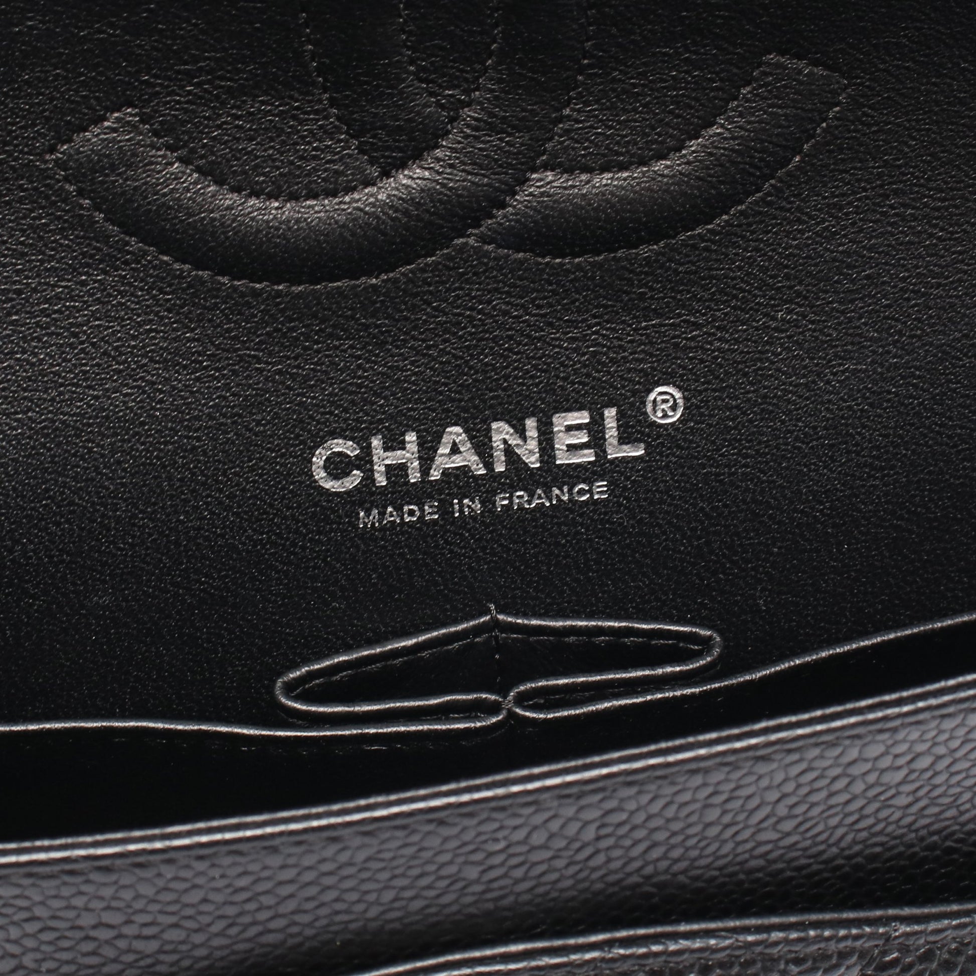 マトラッセ Wフラップ Wチェーンショルダーバッグ キャビアスキン ブラック シルバー金具 シャネル バッグ CHANEL