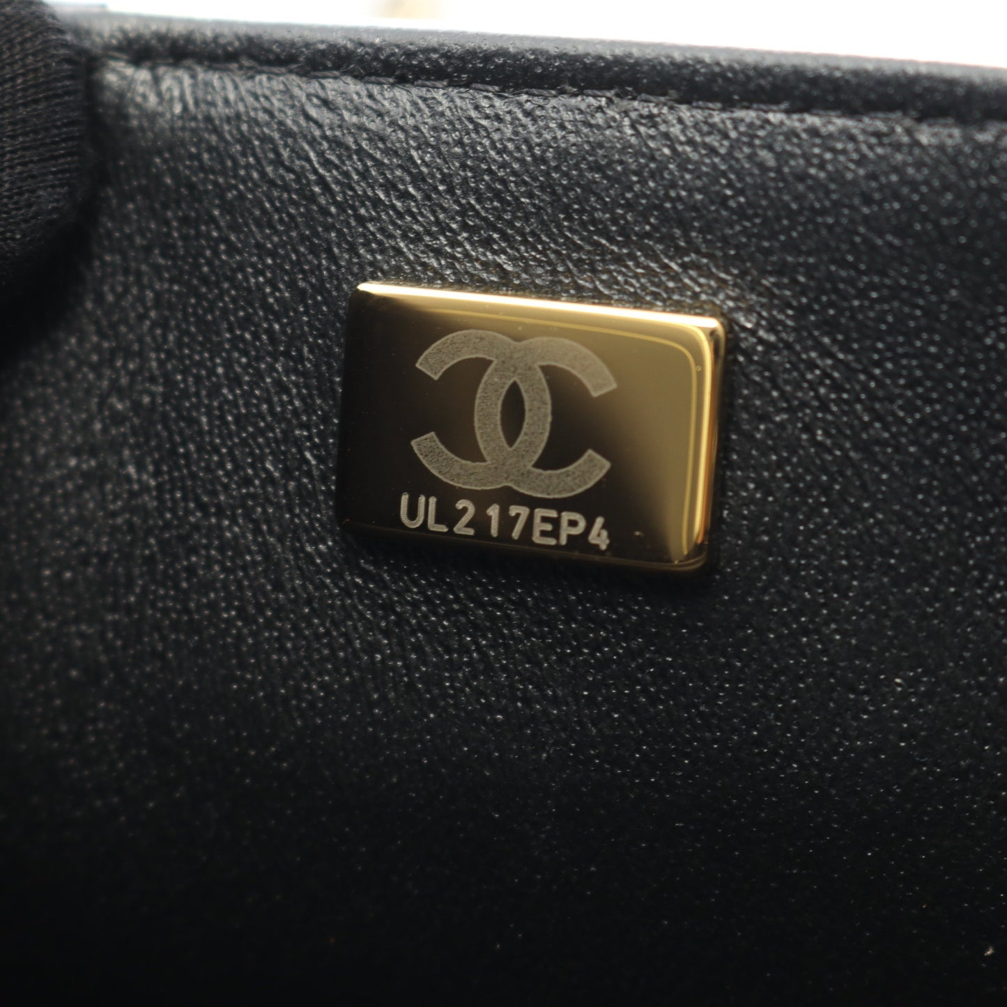 ミニマトラッセ チェーンショルダーバッグ ラムスキン ブラック ホワイト ゴールド金具 バイカラー シャネル バッグ CHANEL