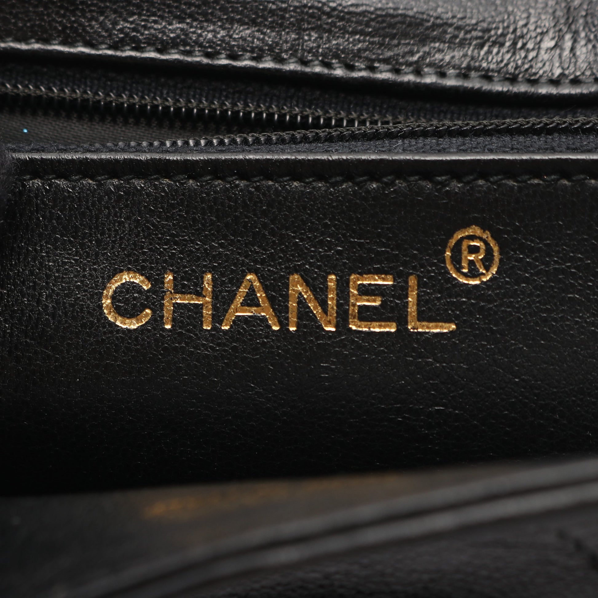 マトラッセ チェーンショルダーバッグ タッセル ラムスキン ブラック ゴールド金具 シャネル バッグ CHANEL