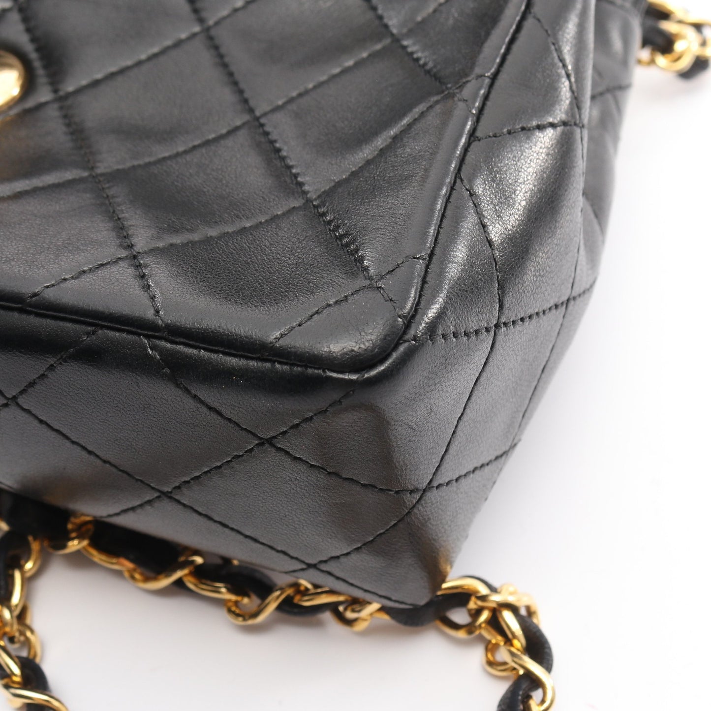 ミニマトラッセ チェーンショルダーバッグ ラムスキン ブラック ゴールド金具 シャネル バッグ CHANEL