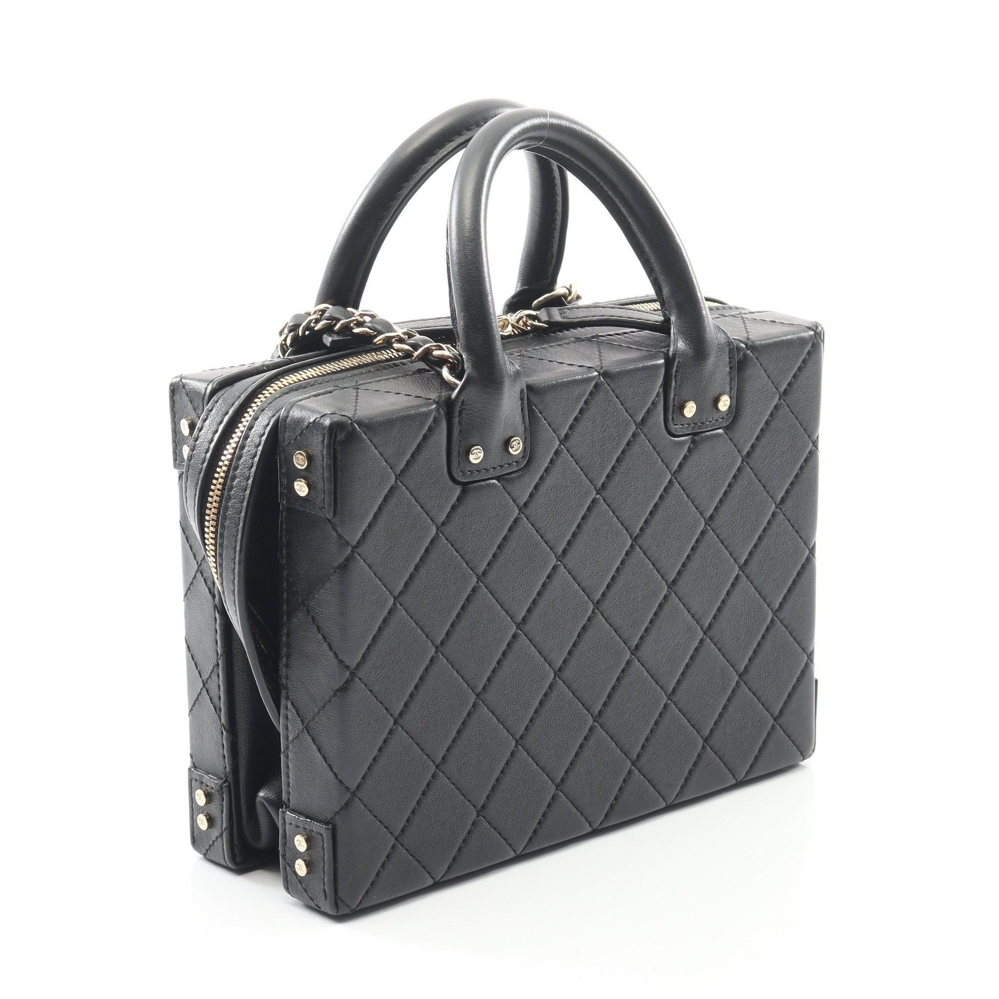 マトラッセ バニティバッグ チェーンショルダーバッグ ラムスキン ブラック ゴールド金具 2WAY シャネル バッグ CHANEL