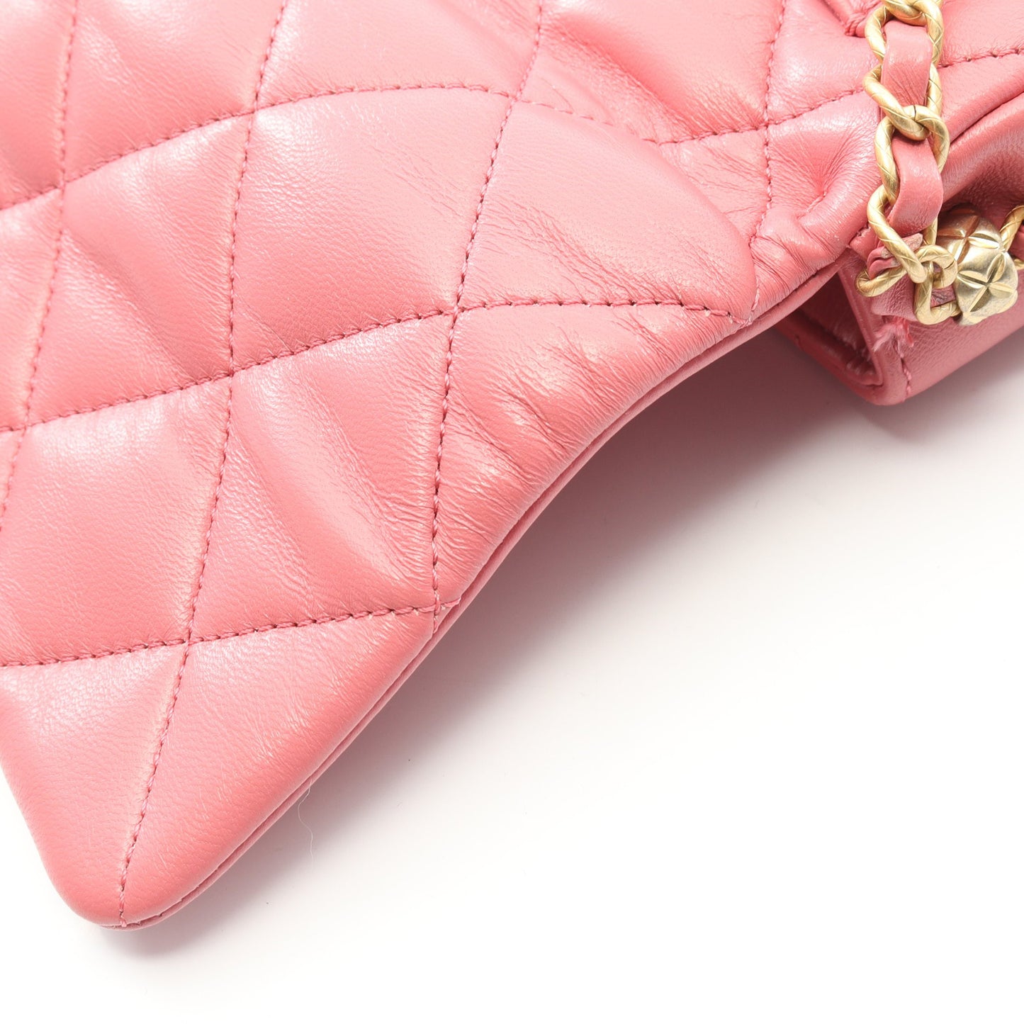 マトラッセ スモール チェーンショルダーバッグ ラムスキン ピンク ゴールド金具 シャネル バッグ CHANEL