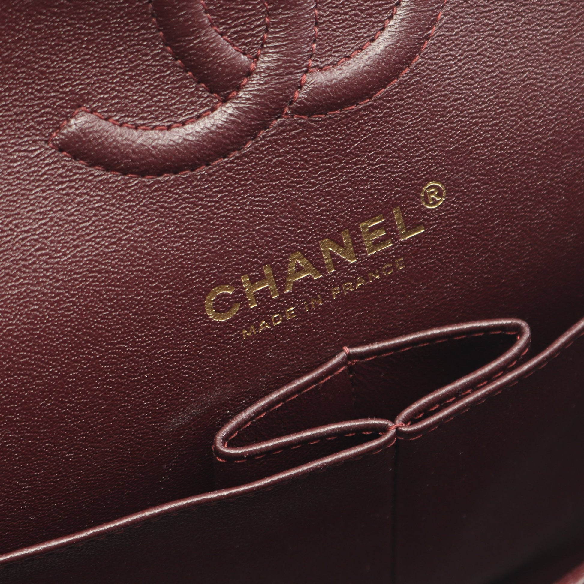 マトラッセ Wフラップ Wチェーンショルダーバッグ キャビアスキン ブラック ゴールド金具 シャネル バッグ CHANEL