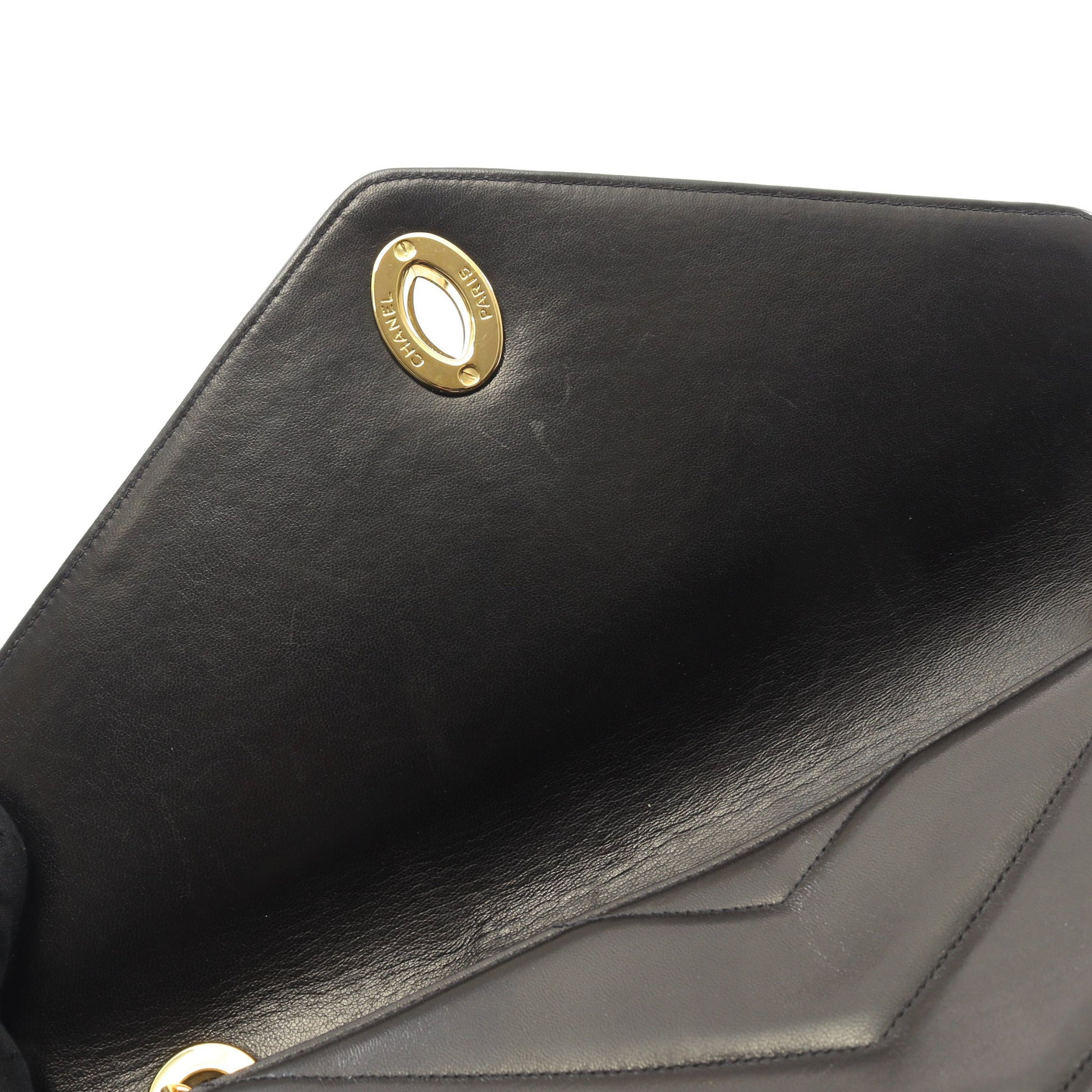 Vステッチ チェーンショルダーバッグ ラムスキン ブラック ゴールド金具 シャネル バッグ CHANEL