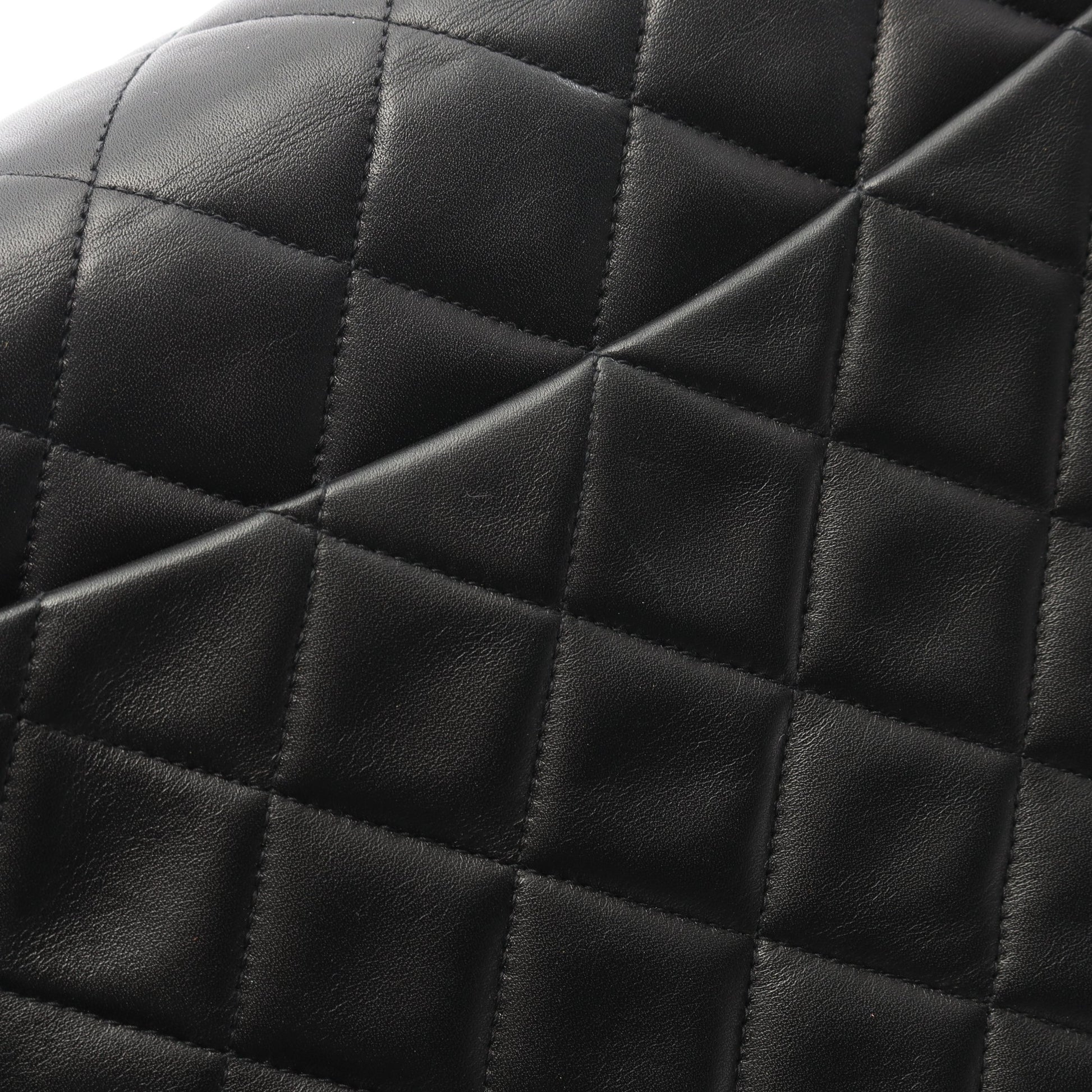 デカマトラッセ34 Wチェーンショルダーバッグ ラムスキン ブラック ゴールド金具 ヴィンテージ シャネル バッグ CHANEL