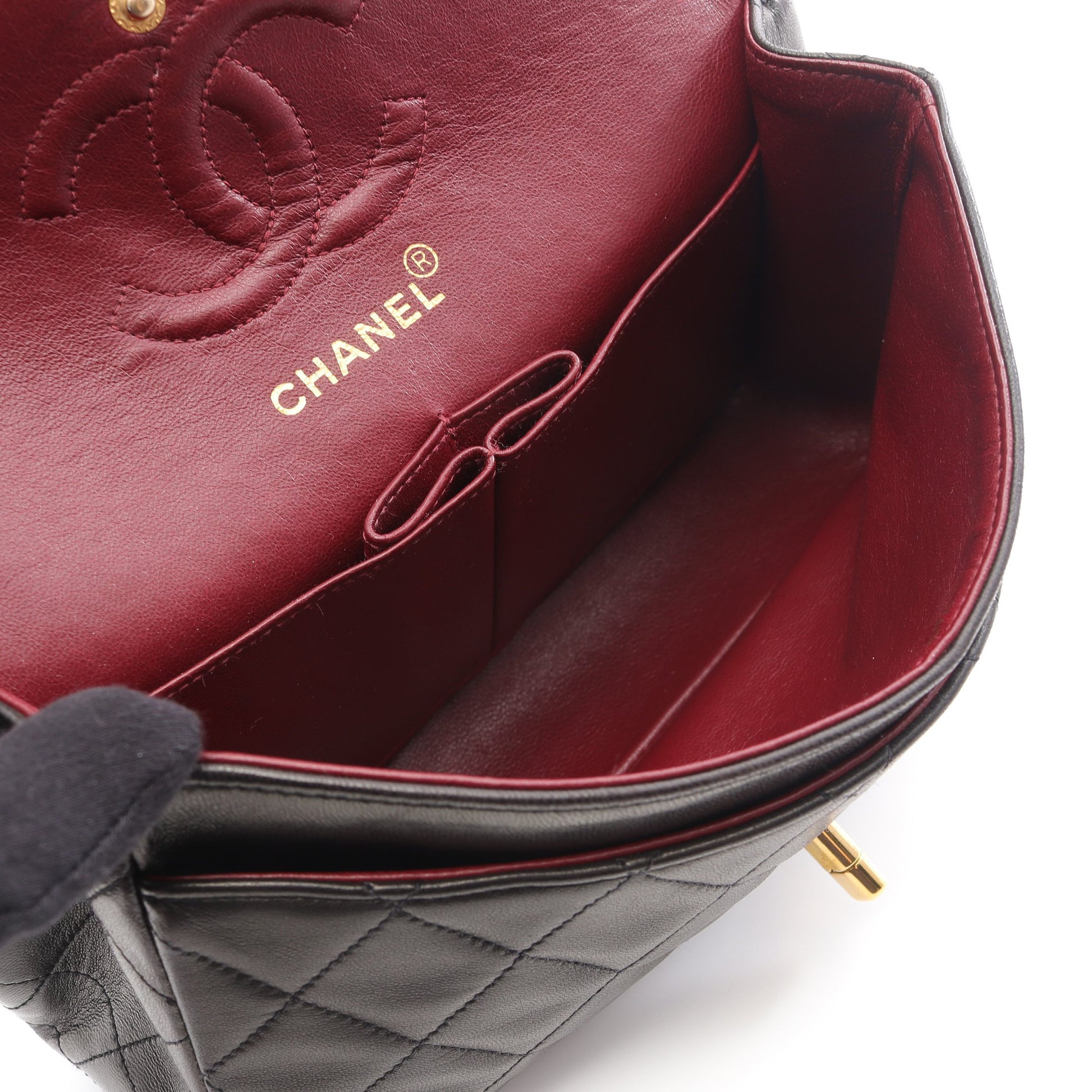 マトラッセ Wフラップ Wチェーンショルダーバッグ ラムスキン ブラック ゴールド金具 シャネル バッグ CHANEL