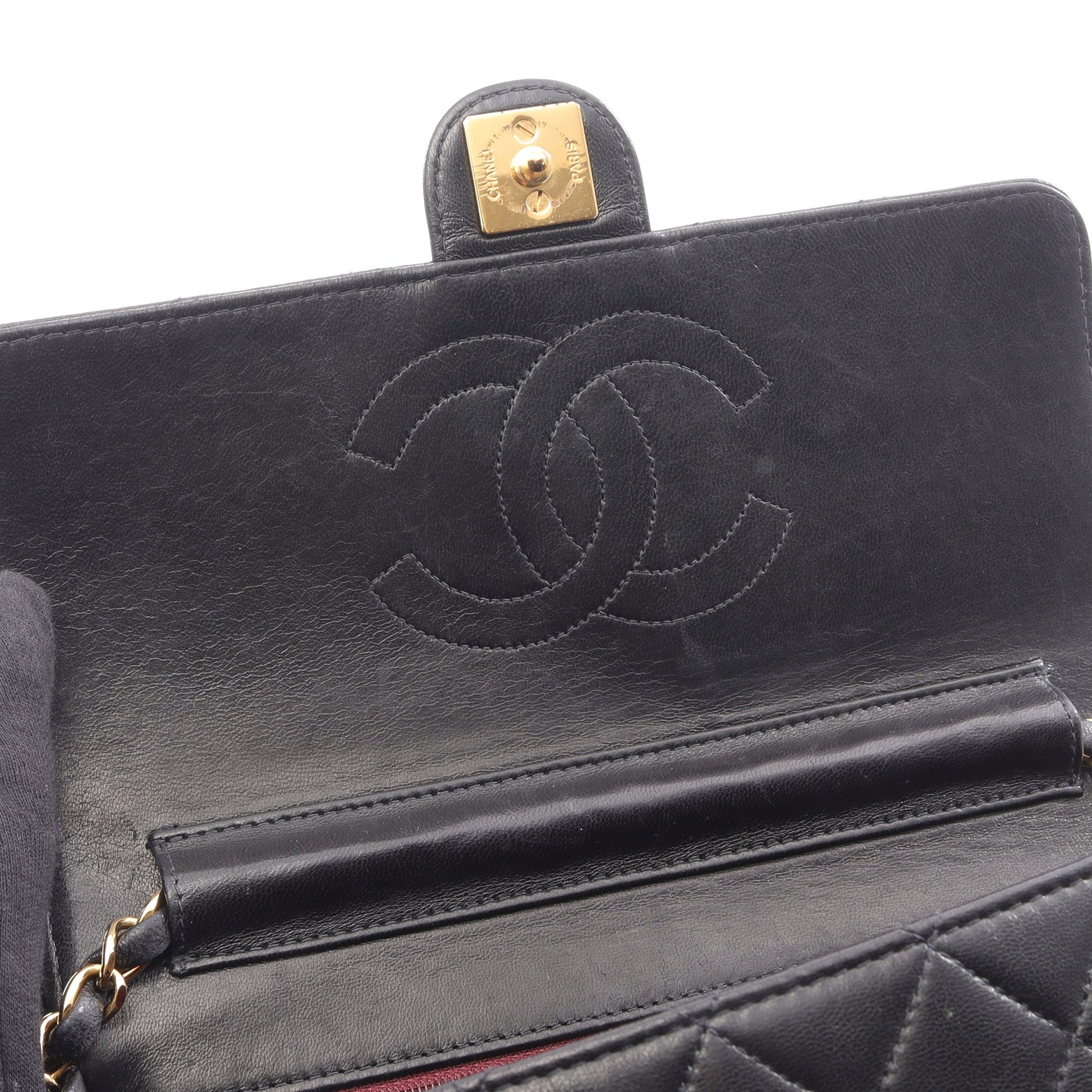 マトラッセ シングルフラップ チェーンショルダーバッグ ラムスキン ブラック ゴールド金具 シャネル バッグ CHANEL
