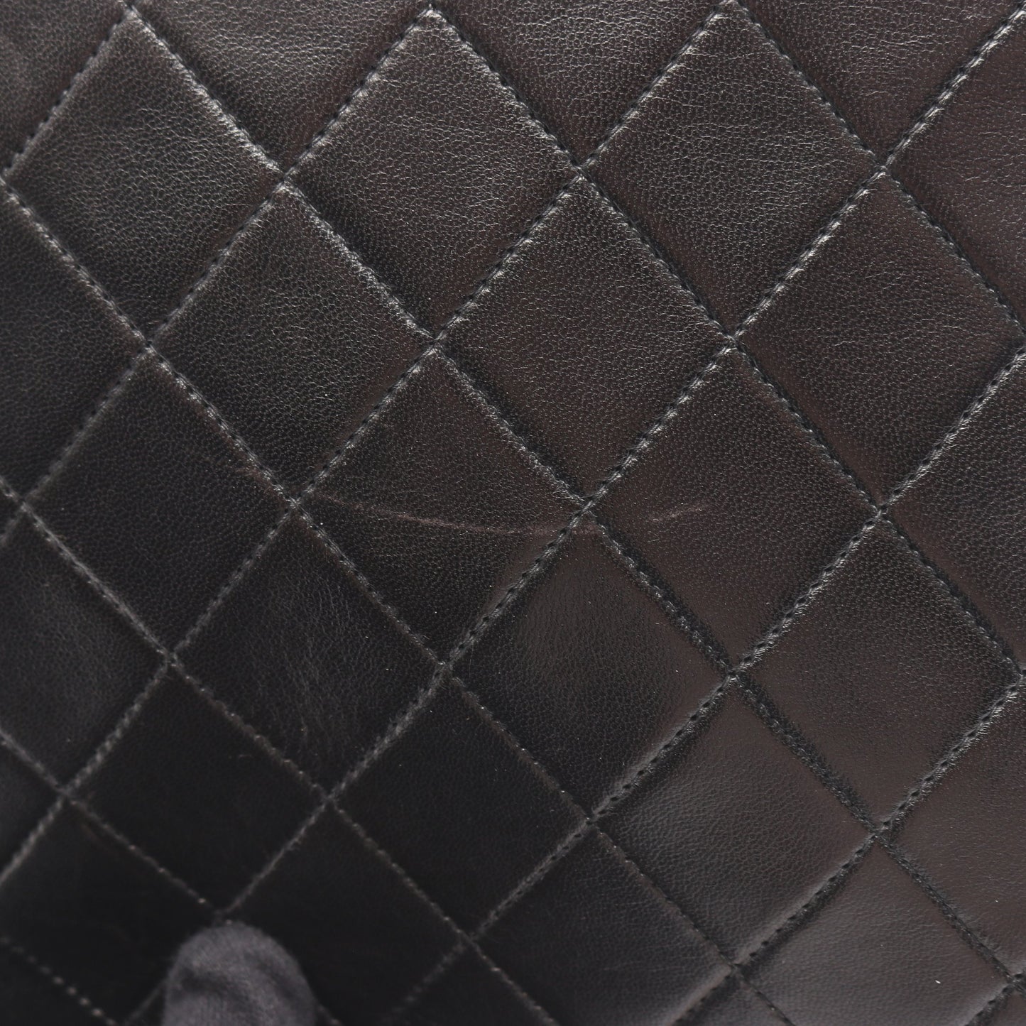 マトラッセ シングルフラップ チェーンショルダーバッグ ラムスキン ブラック ゴールド金具 シャネル バッグ CHANEL