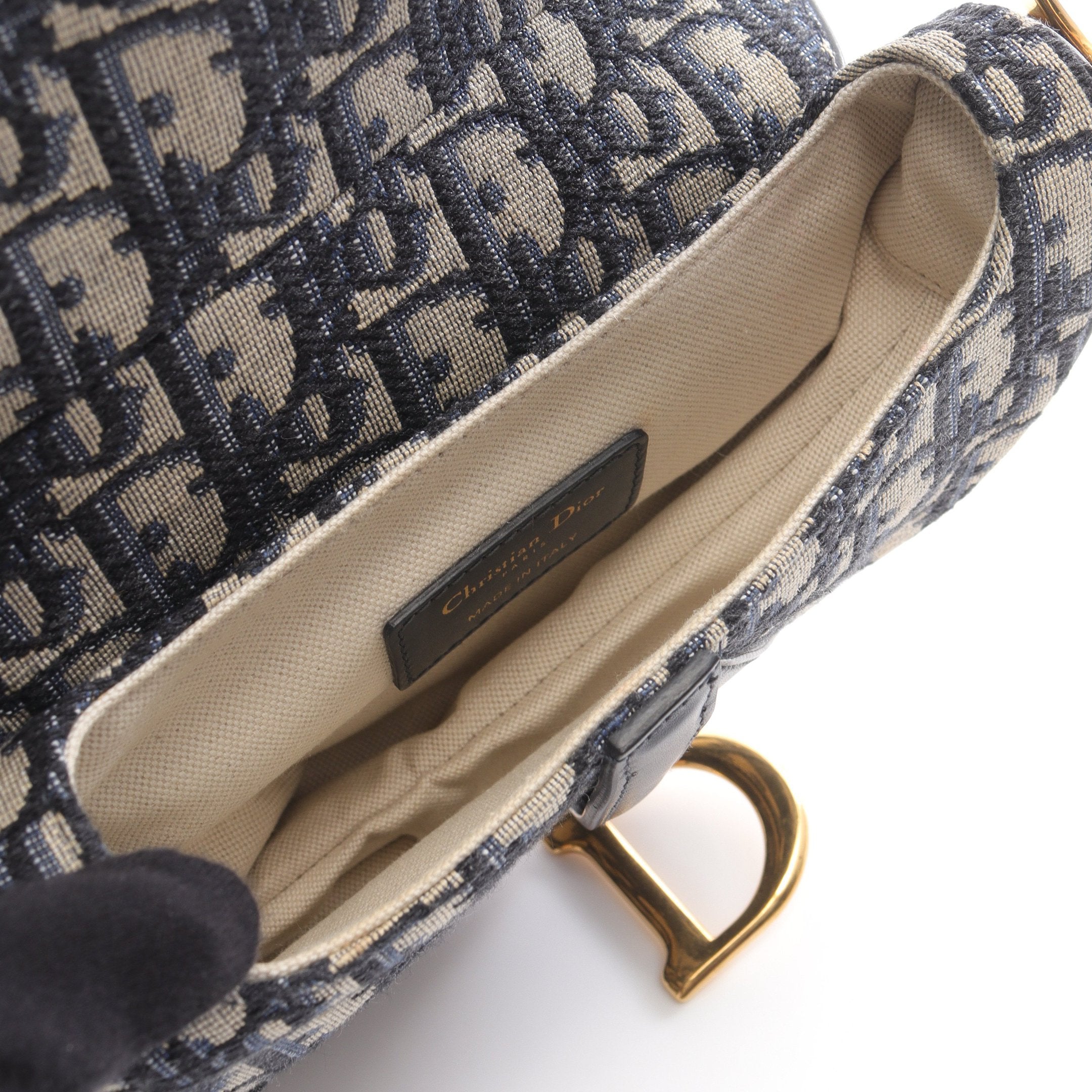 限定値下げ　美品　Dior サドルミニバッグ 2WAY バッグ ネイビー 限定値下げ 美品 Dior サドルミニバッグ 2WAY バッグ ネイビー 限定