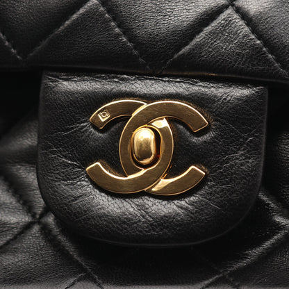 マトラッセ Wフラップ Wチェーンショルダーバッグ ラムスキン ブラック ゴールド金具 シャネル バッグ CHANEL