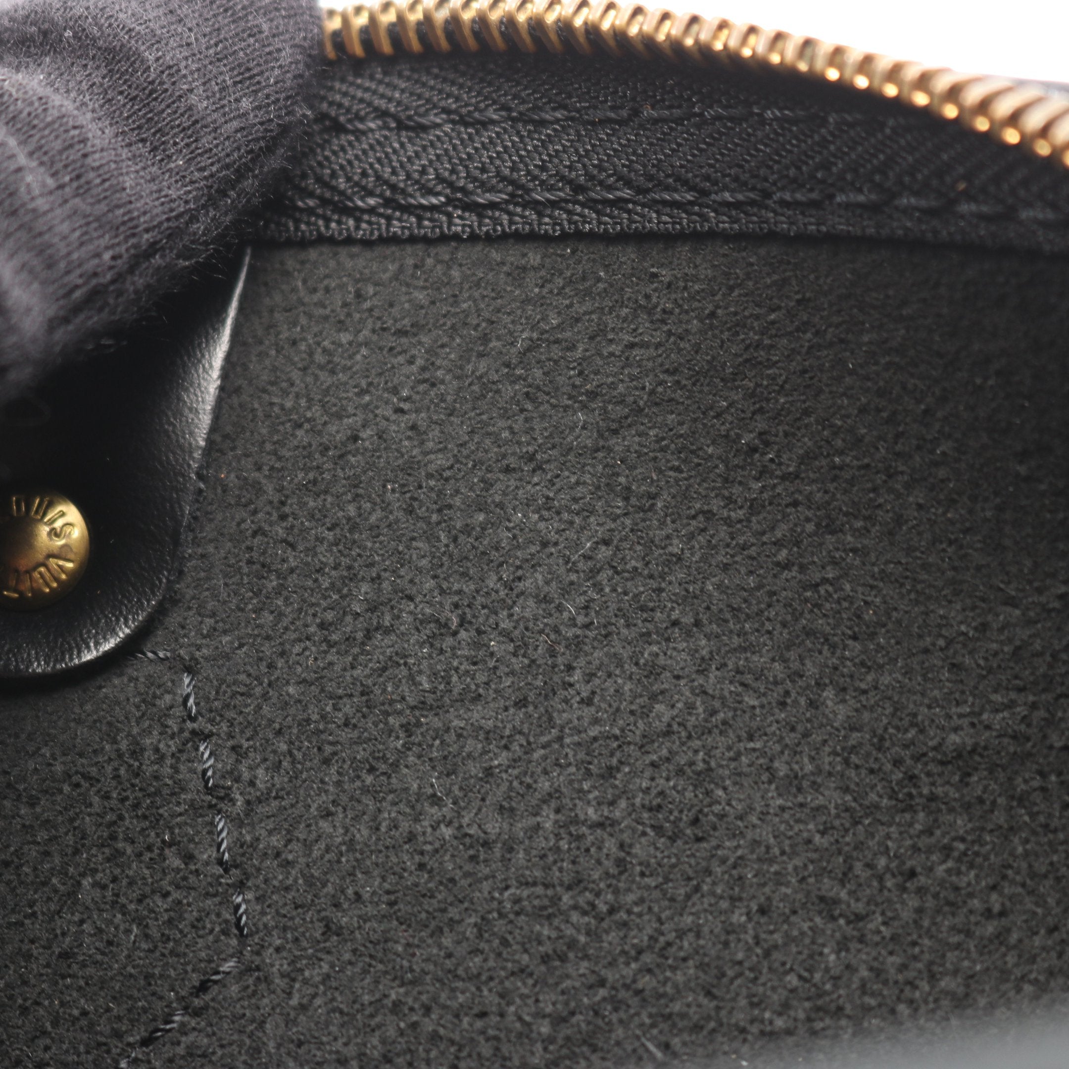 【美品】ルイヴィトン　スピーディ　30 ボストン　エピ　ノワール　ハンドバッグ LOUIS VUITTON（ルイ・ヴィトン） スピーディ25 M59032 ノワール エピ