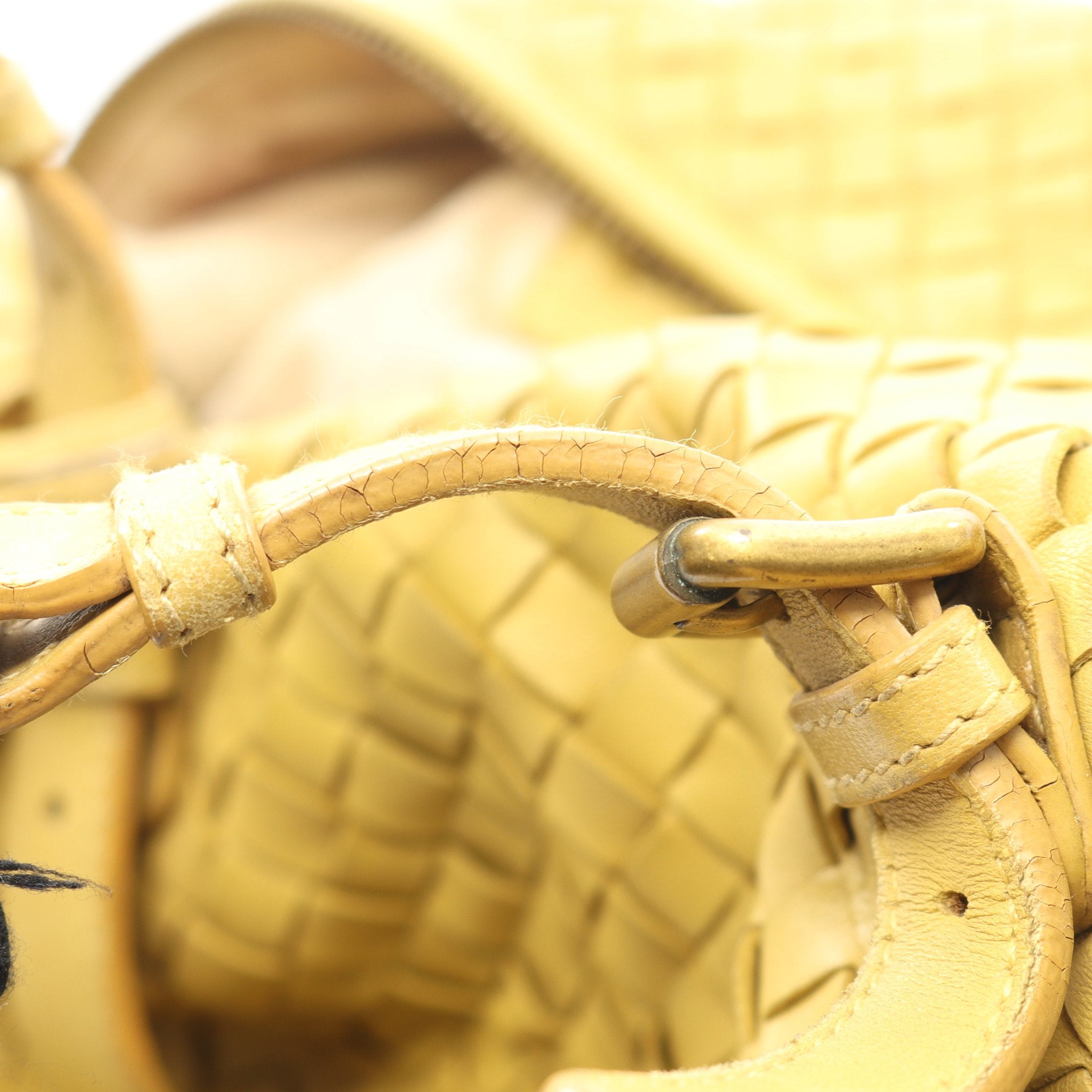 イントレチャート ハンドバッグ ミニボストンバッグ レザー イエロー