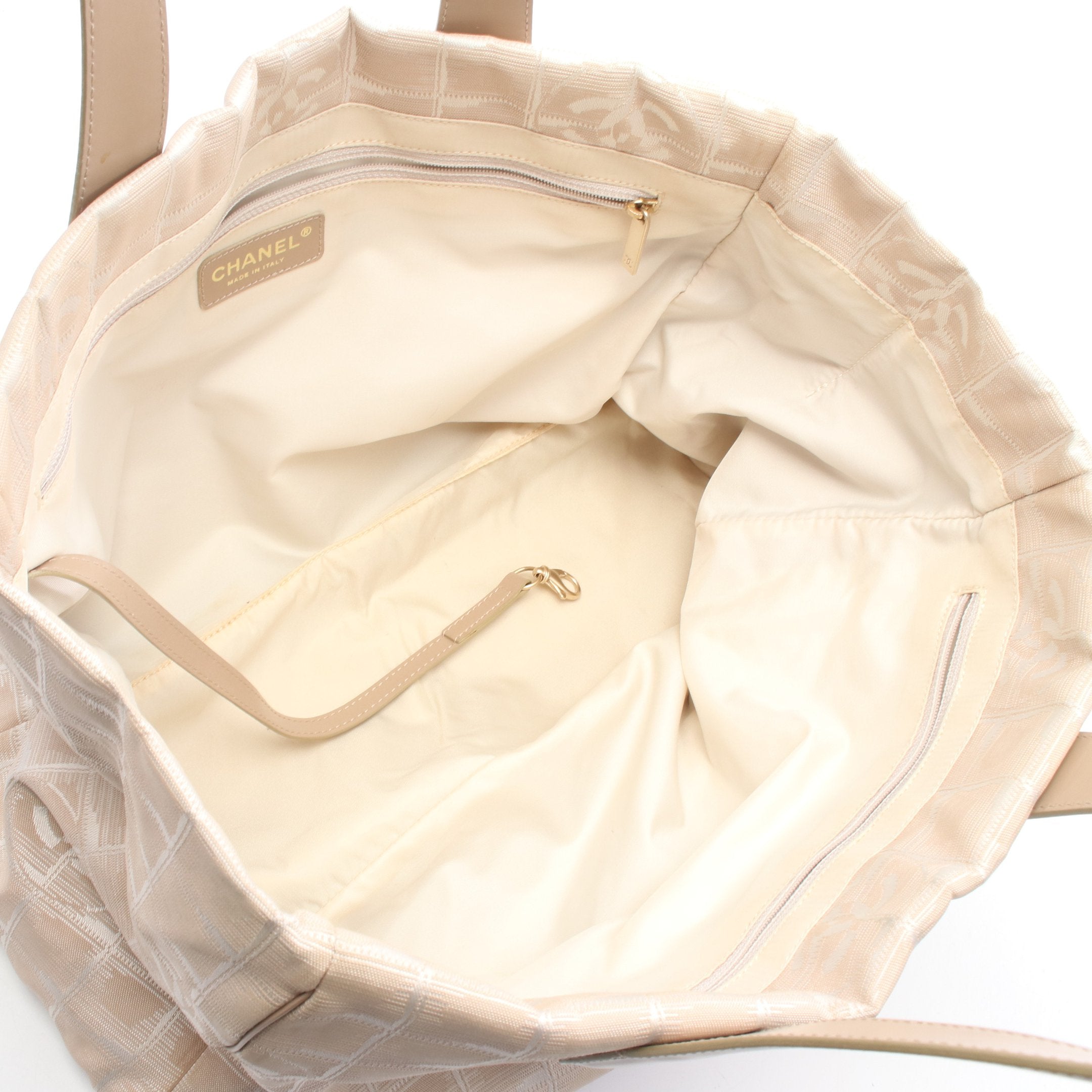 ア*ー様 CHANEL ニュートラベルライン　ベージュ ハンドバッグ CHANEL（シャネル） ［飯能本店］CHANEL ニュー トラベルライン MM