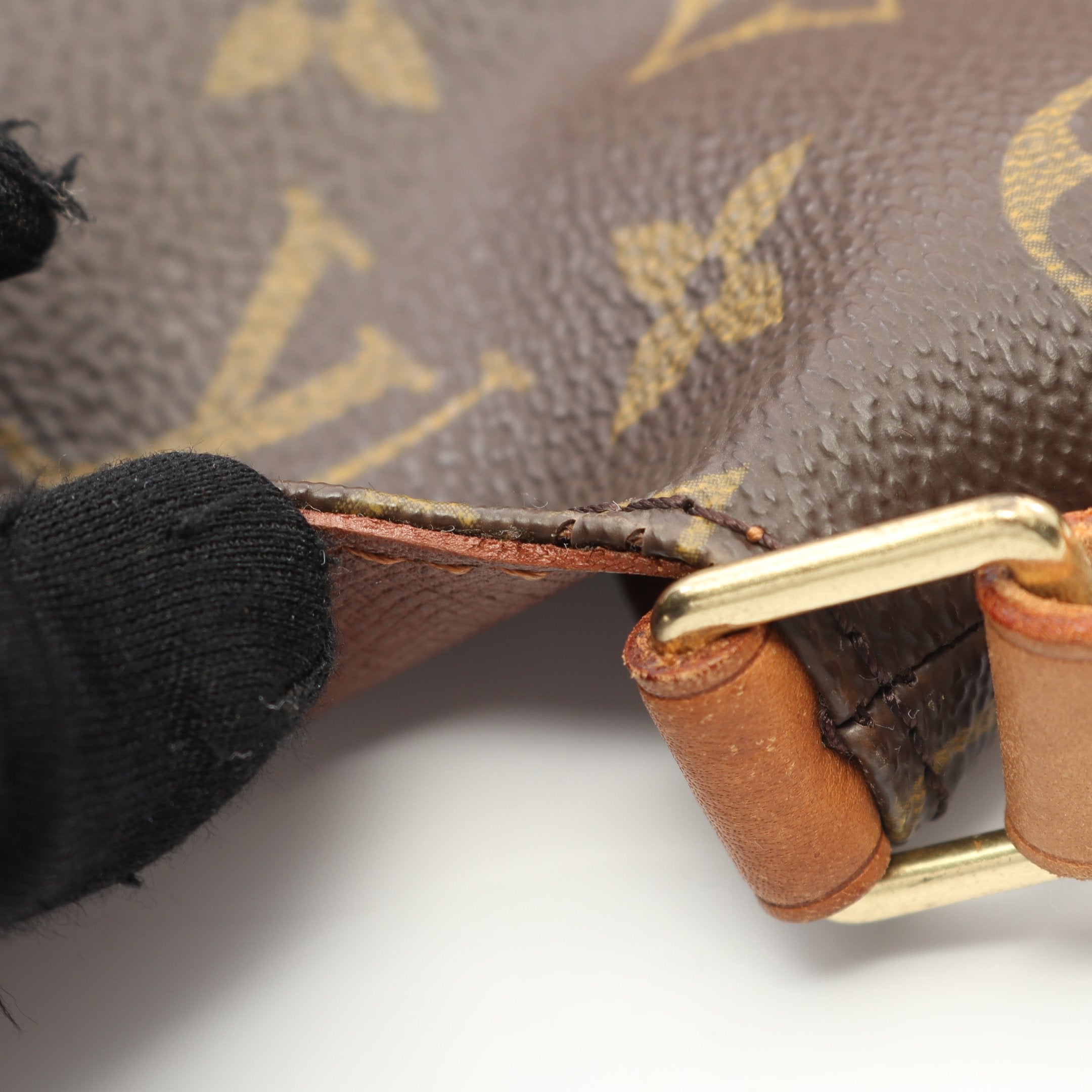 ルイヴィトン　モノグラム　ミュゼットタンゴ　ショートストラップ ルイヴィトン モノグラム ミュゼット・タンゴ ショートショルダー