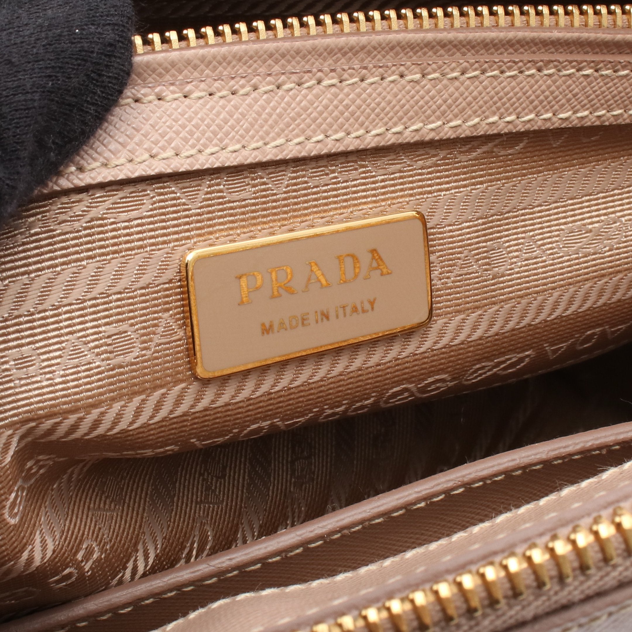 SAFFIANO LUX ガレリア ハンドバッグ サフィアーノレザー ピンク