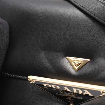 エムブレム BOX CALF ショルダーバッグ レザー ブラック プラダ バッグ PRADA