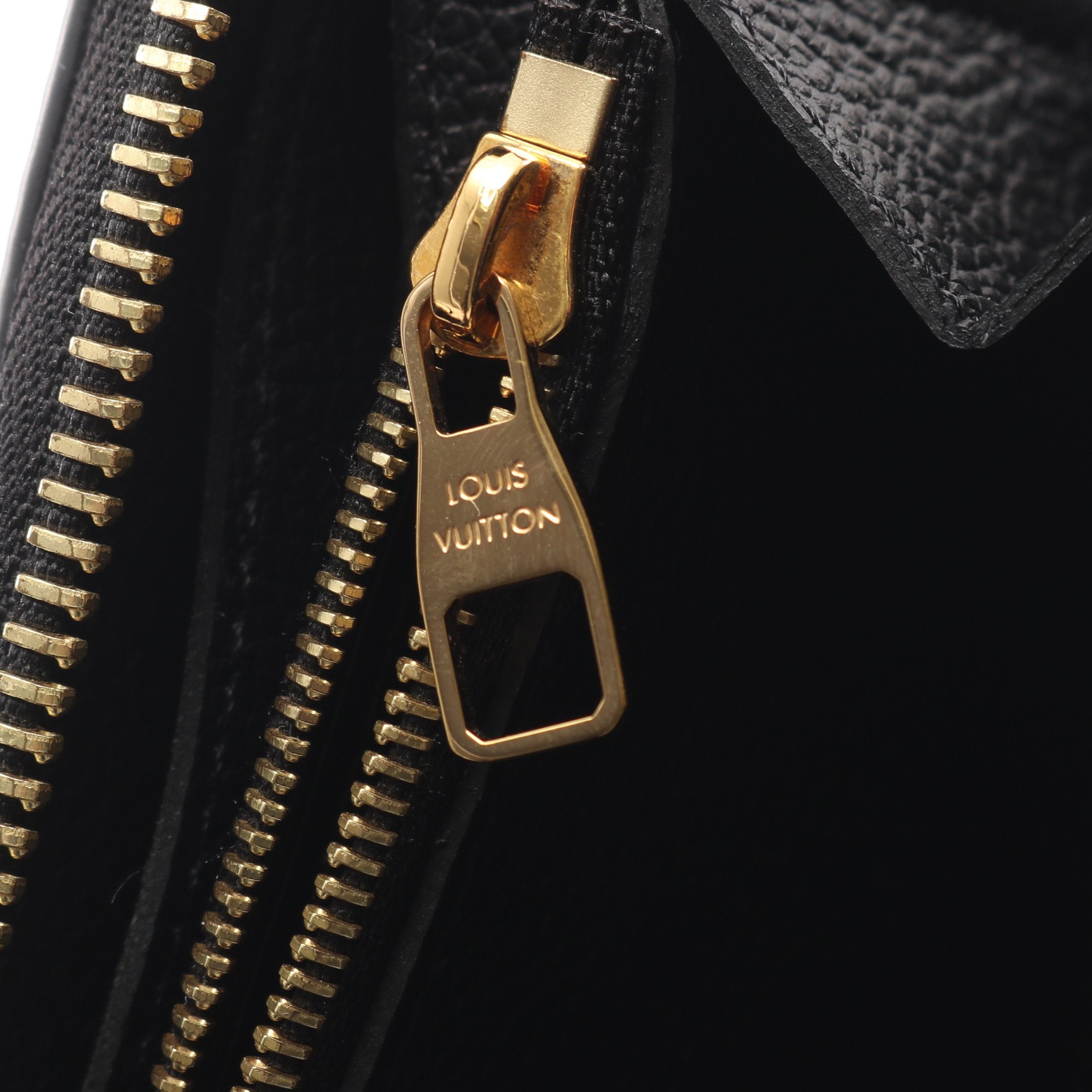 ポルトフォイユ クレマンス モノグラムアンプラント ノワール ラウンド