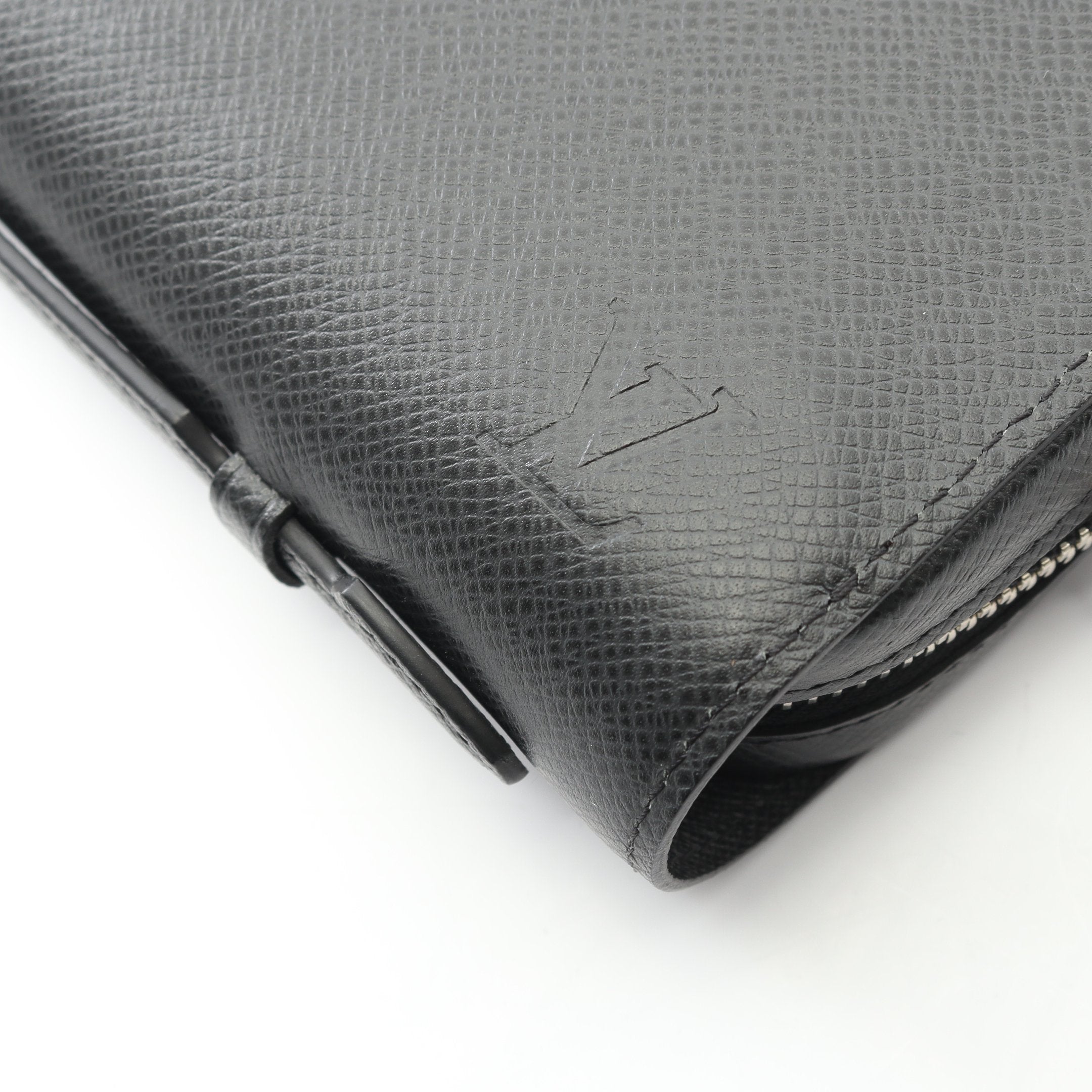 ジッピーXL タイガ アルドワーズ ラウンドファスナー長財布 レザー