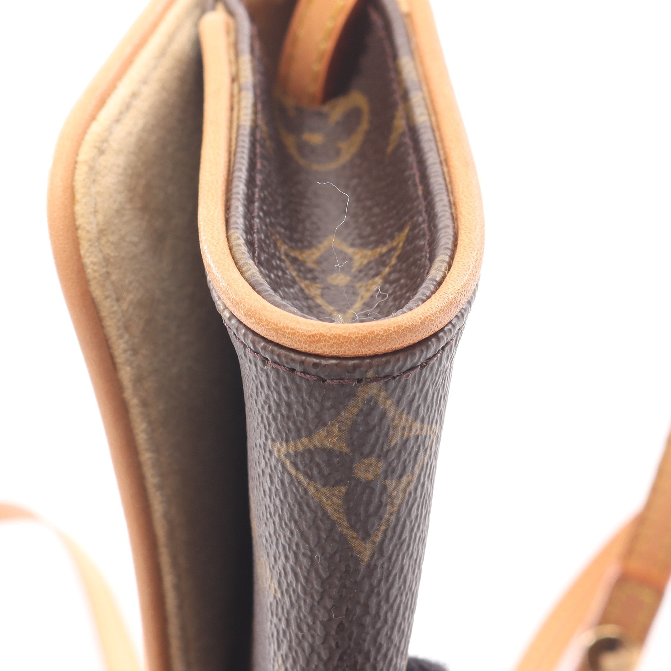 ポシェット ツインPM モノグラム ショルダーバッグ PVC レザー