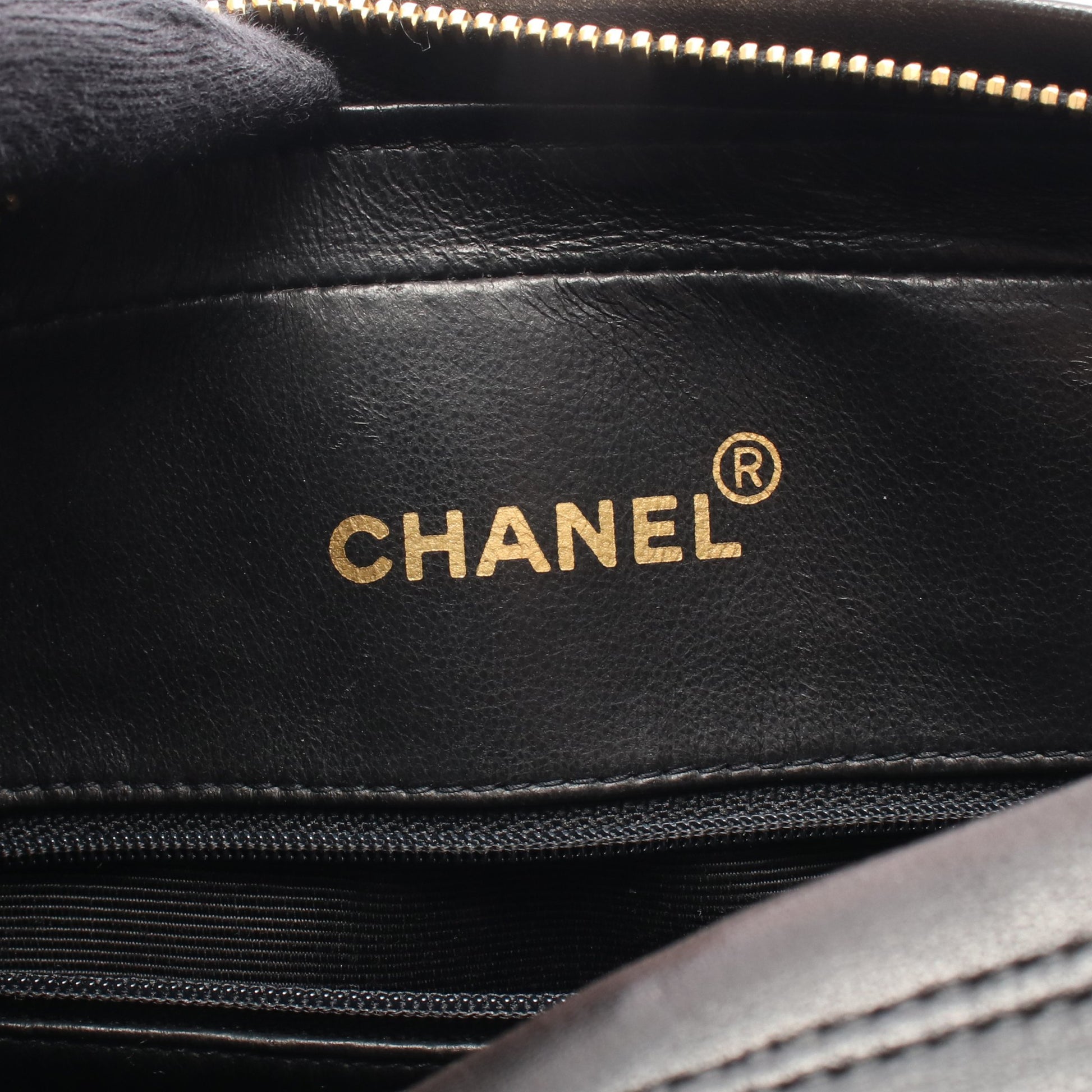 チェーンショルダーバッグ ラムスキン ブラック ゴールド金具 シャネル バッグ CHANEL