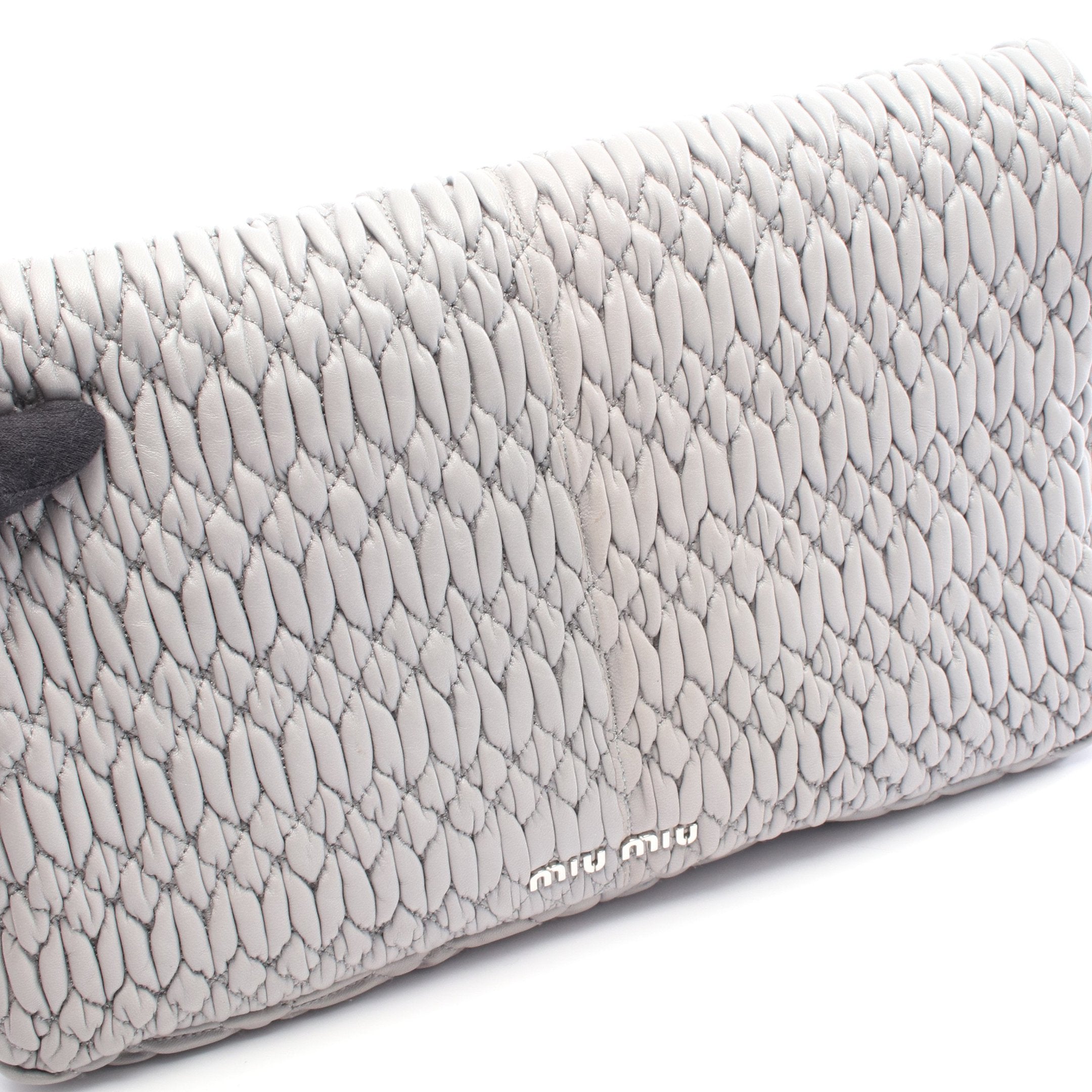 正規品 miu miu マテラッセ グレー ショルダーバッグ 付属品完備 マテラッセ チェーンショルダーバッグ レザー グレー ミュウミュウ – RECLO