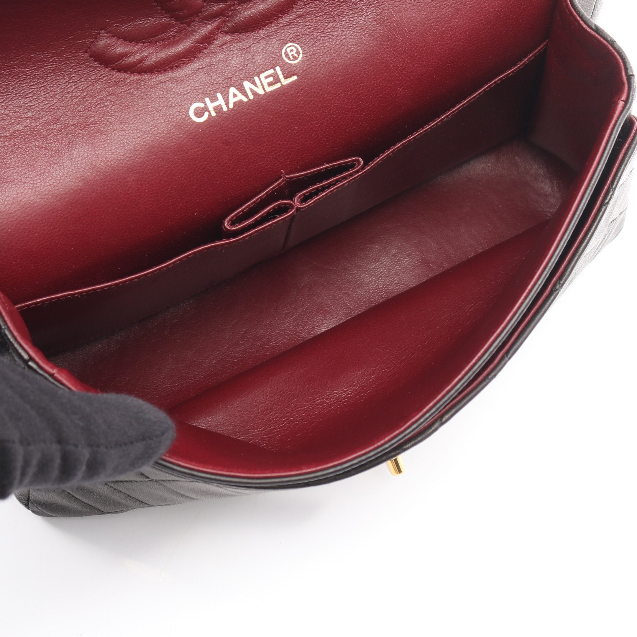 マトラッセ Wフラップ Wチェーンショルダーバッグ ラムスキン ブラック