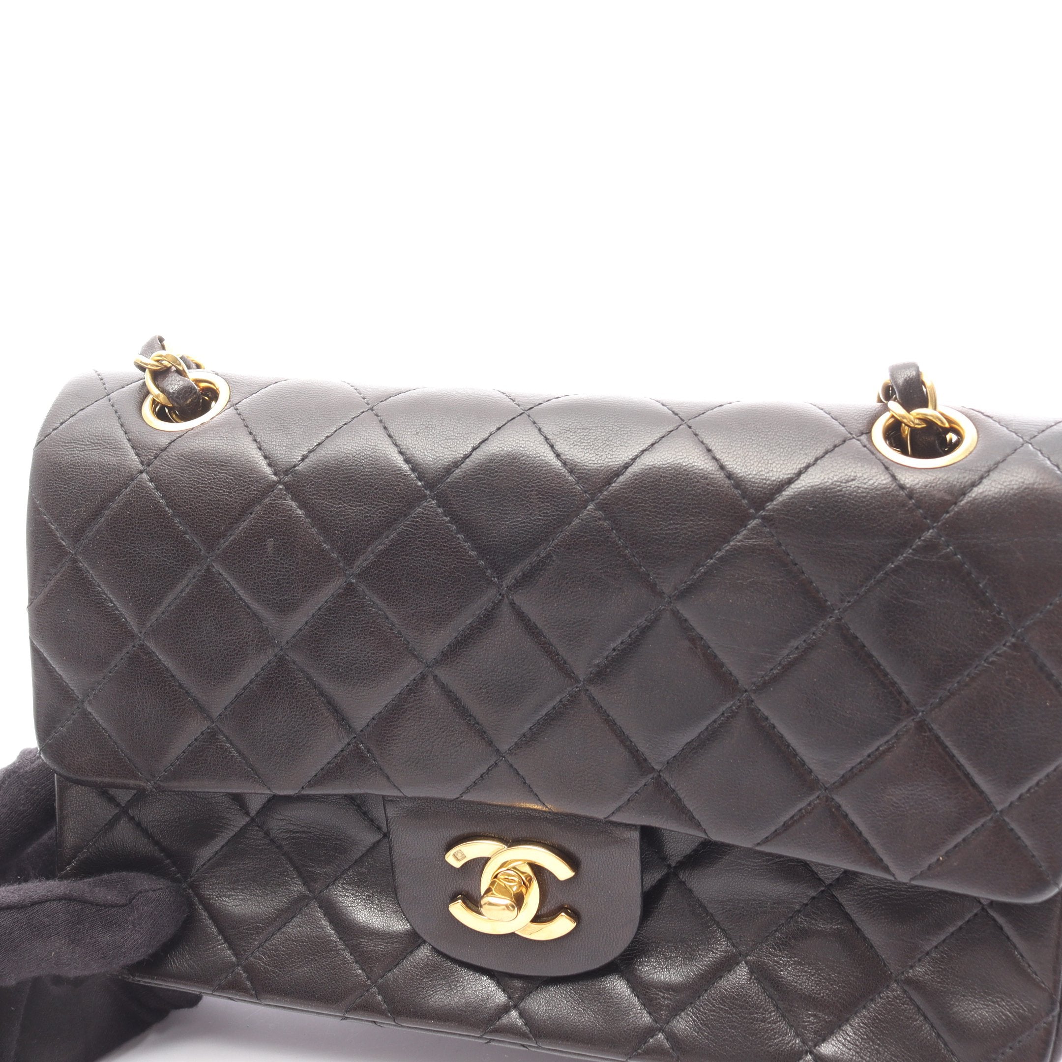 【値下げ】シャネル　マトラッセ　ＷフラップＷチェーンショルダーバッグ　ラムスキン　ブラック　１番台 マトラッセ Wフラップ Wチェーンショルダーバッグ ラムスキン ブラック