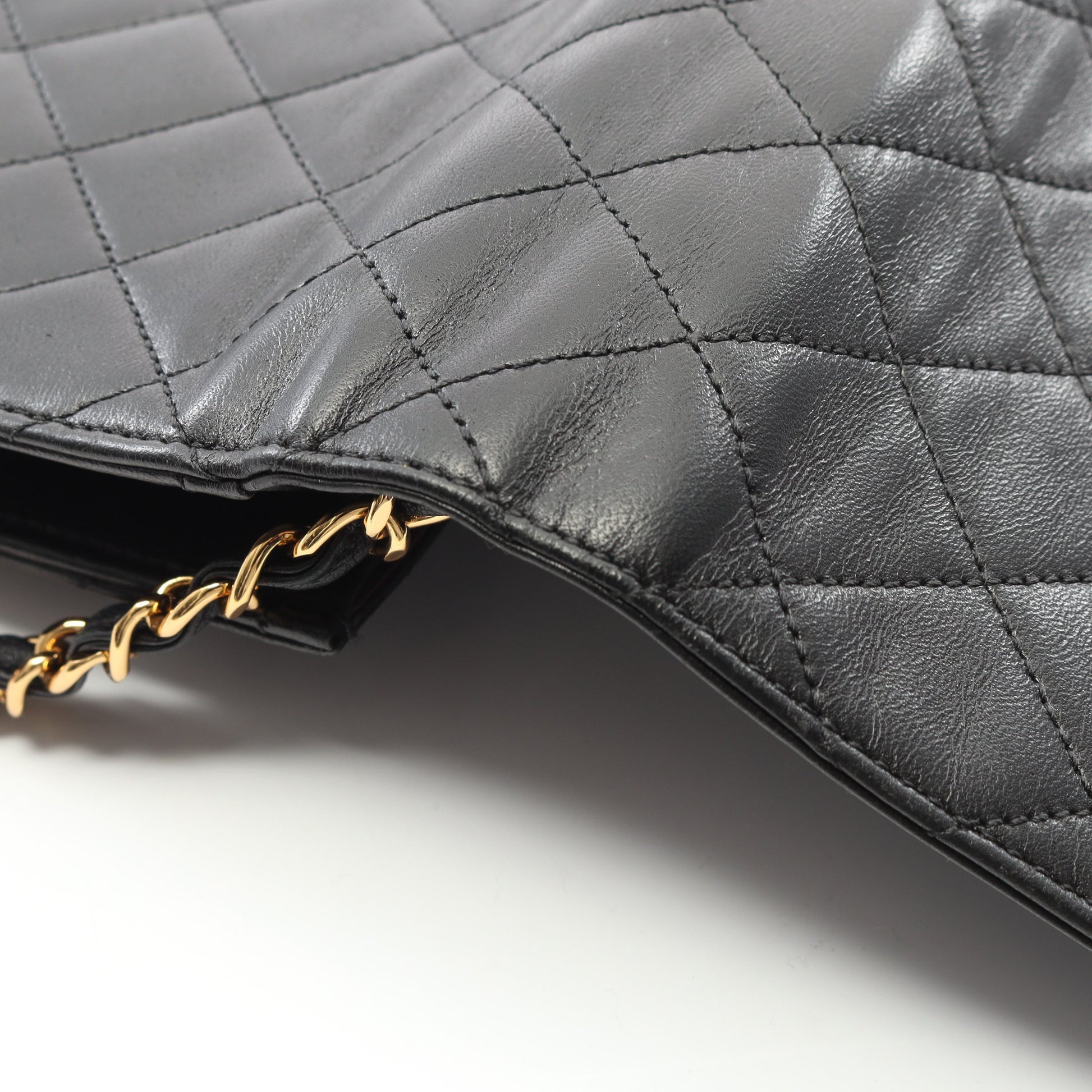 マトラッセ シングルフラップ チェーンショルダーバッグ ラムスキン ブラック ゴールド金具 シャネル バッグ CHANEL