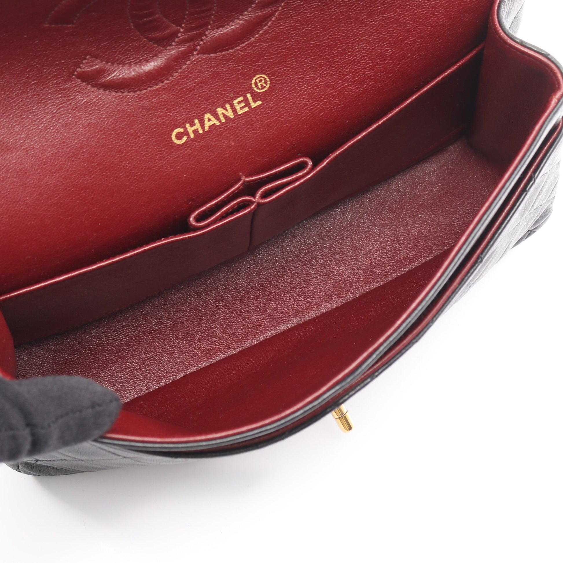 マトラッセ Wフラップ Wチェーンショルダーバッグ ラムスキン ブラック ゴールド金具 シャネル バッグ CHANEL