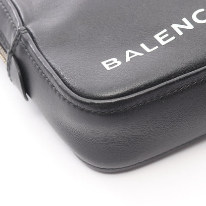 トライアングル クラッチバッグ レザー ブラック バレンシアガ バッグ BALENCIAGA
