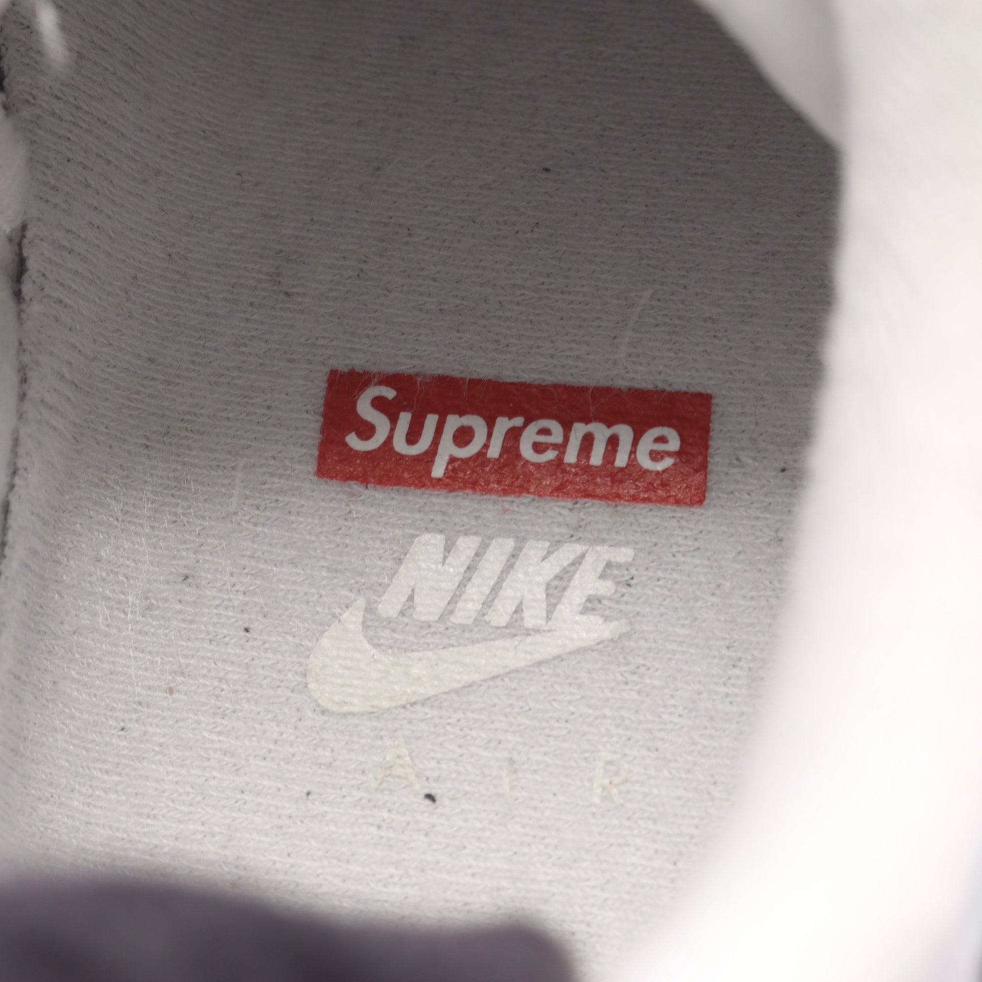 NIKE × Supreme AIR FORCE 1 LOW スニーカー レザー ホワイト ナイキ シューズ NIKE