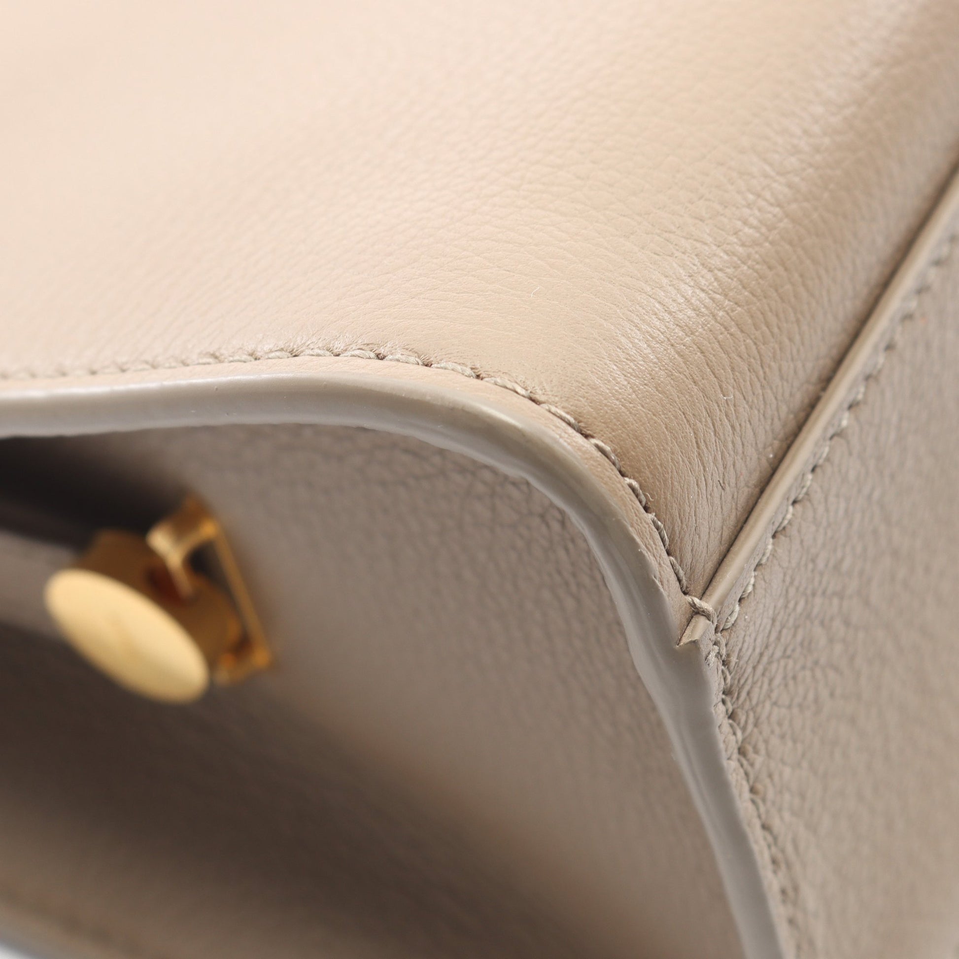 TRAPEZE SOFT ワンショルダーバッグ レザー グレーベージュ バリー バッグ BALLY