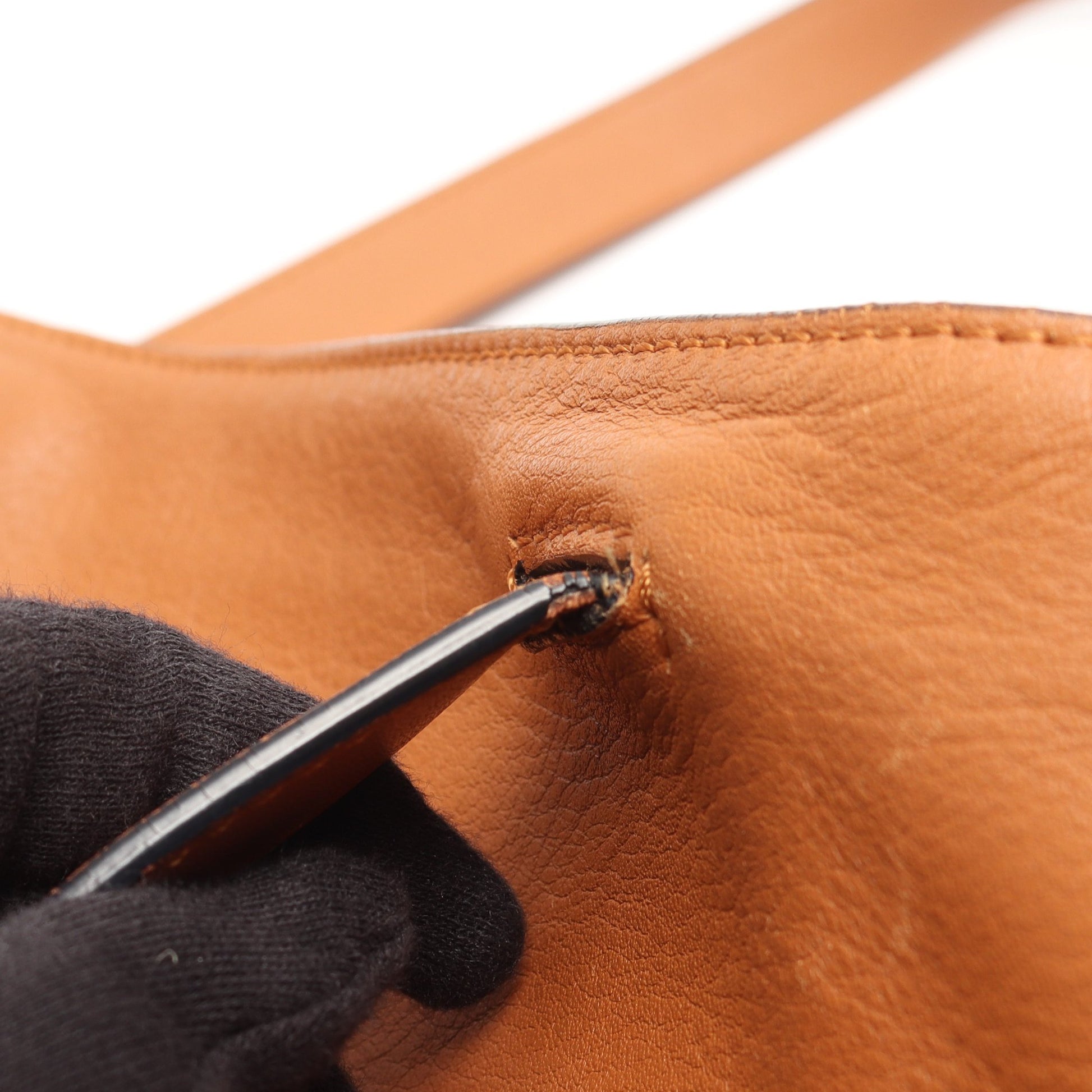 EAST WEST SHOPPER SMALL イースト ウエスト ショッパー スモール ハンドバッグ トートバッグ レザー ライトブラウン ロエベ バッグ LOEWE