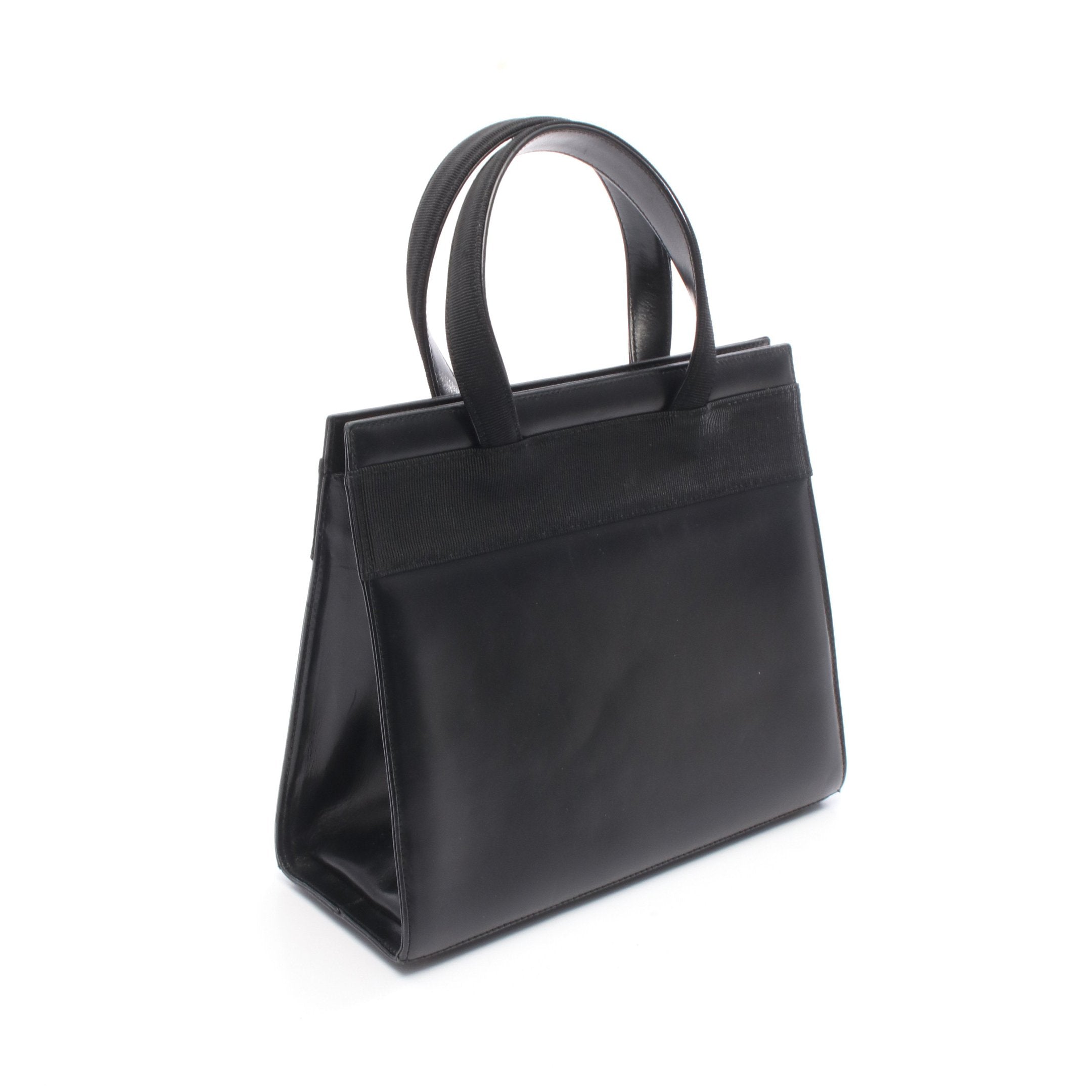 【良品】サルヴァトーレフェラガモ ハンドバッグ ヴァラリボン レザー ブラック ヴァラリボン ハンドバッグ レザー ブラック 2WAY サルヴァトーレ