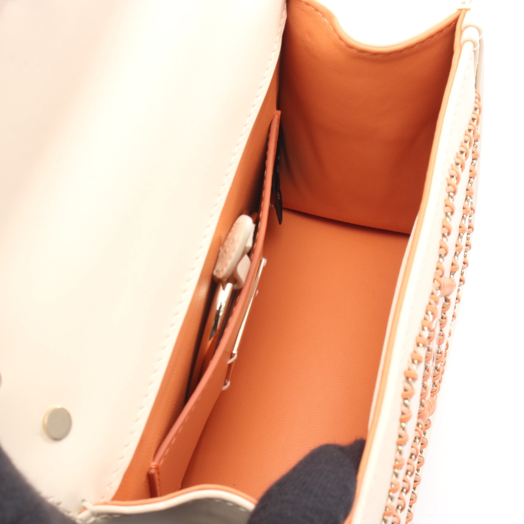 新品同様【ブルガリ】セルペンティ ダイヤモンド　ブラスト　ショルダーバッグ BVLGARI（ブルガリ） 美品 セルペンティ ダイヤモンドブラスト